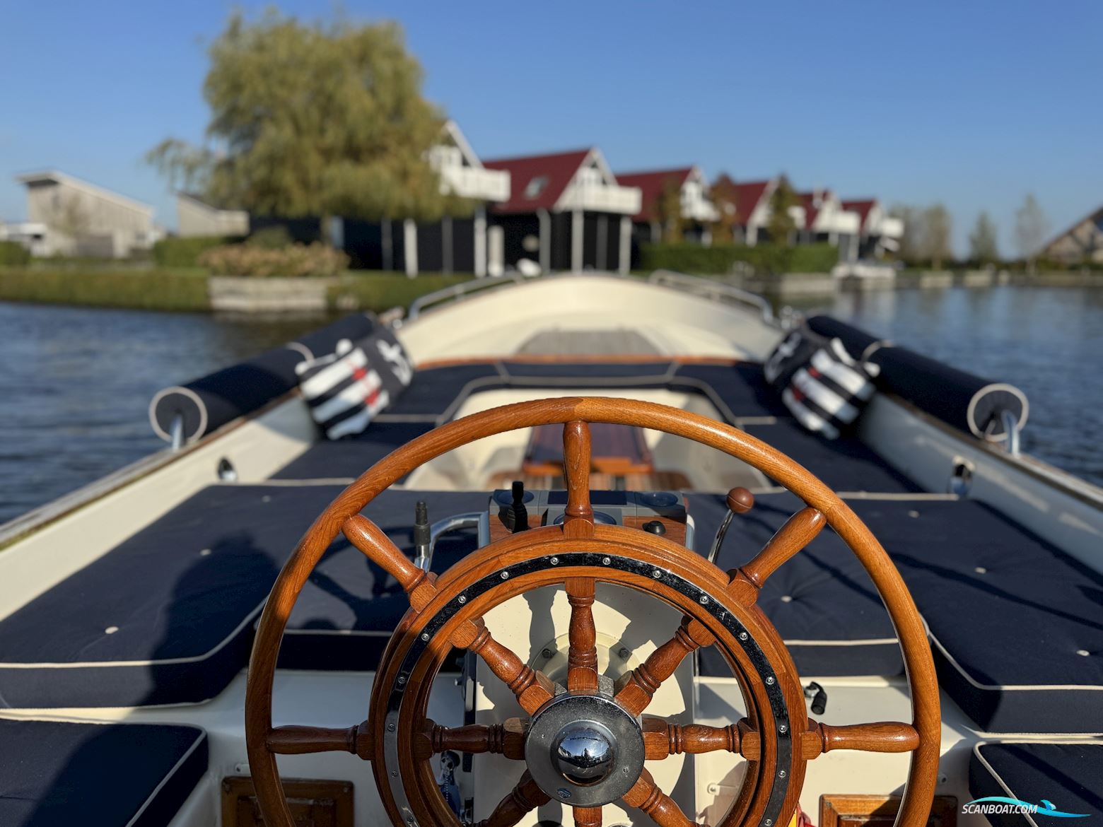 Jan Van Gent 8.20 Open