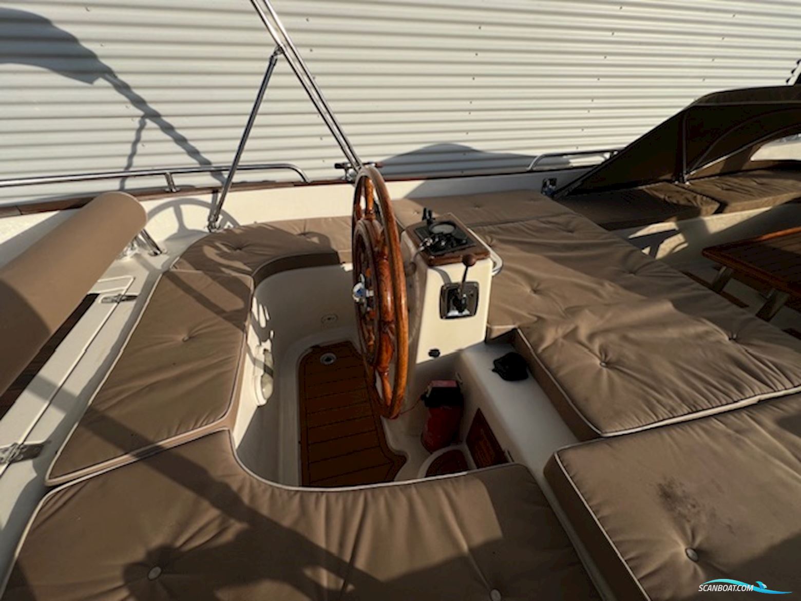 Jan Van Gent 820 Open