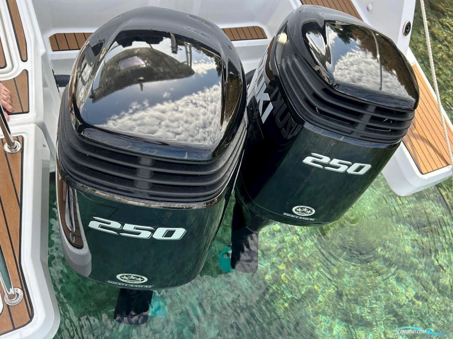 Jeanneau  Cap Camarat 9.0 WA