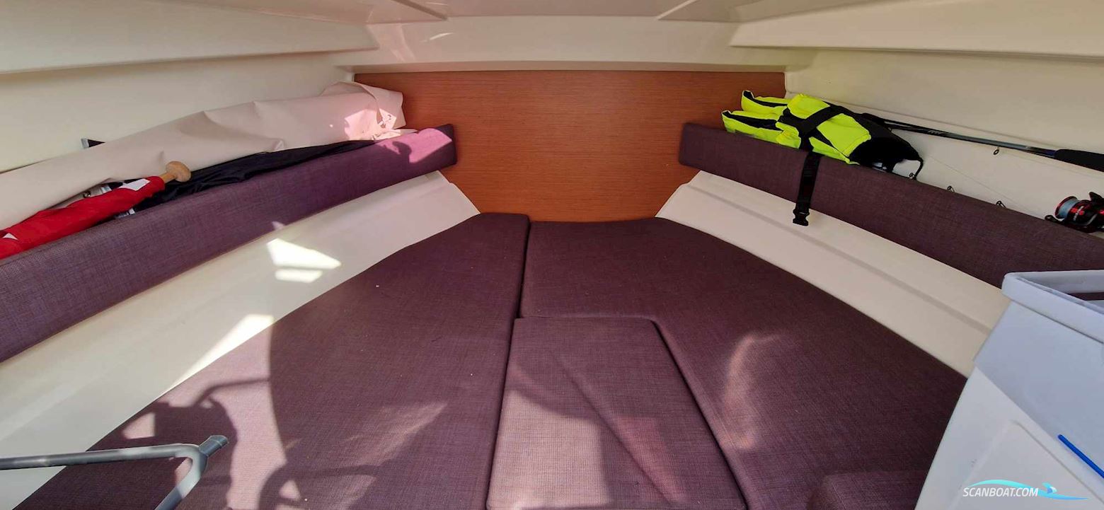 Jeanneau  Merry Fisher 645