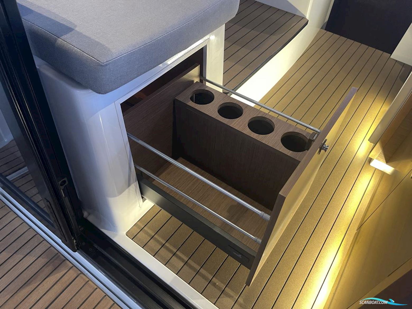 Jeanneau  Merry Fisher 895