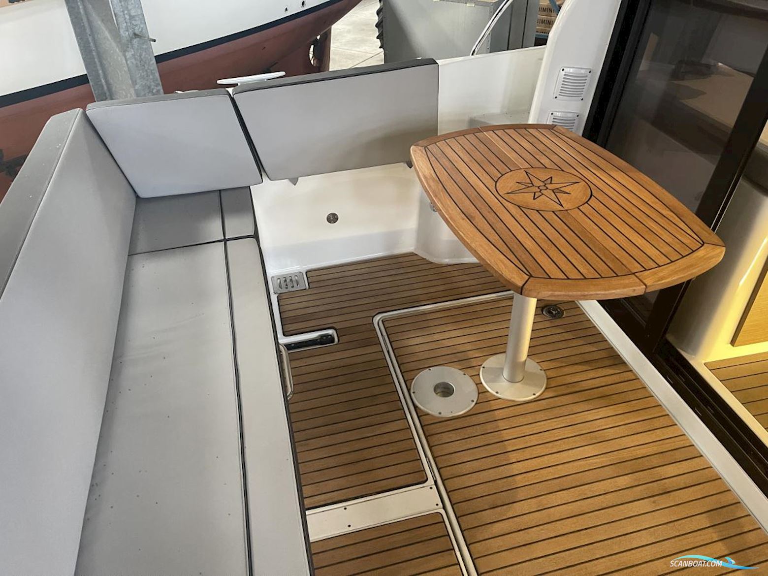 Jeanneau  Merry Fisher 895