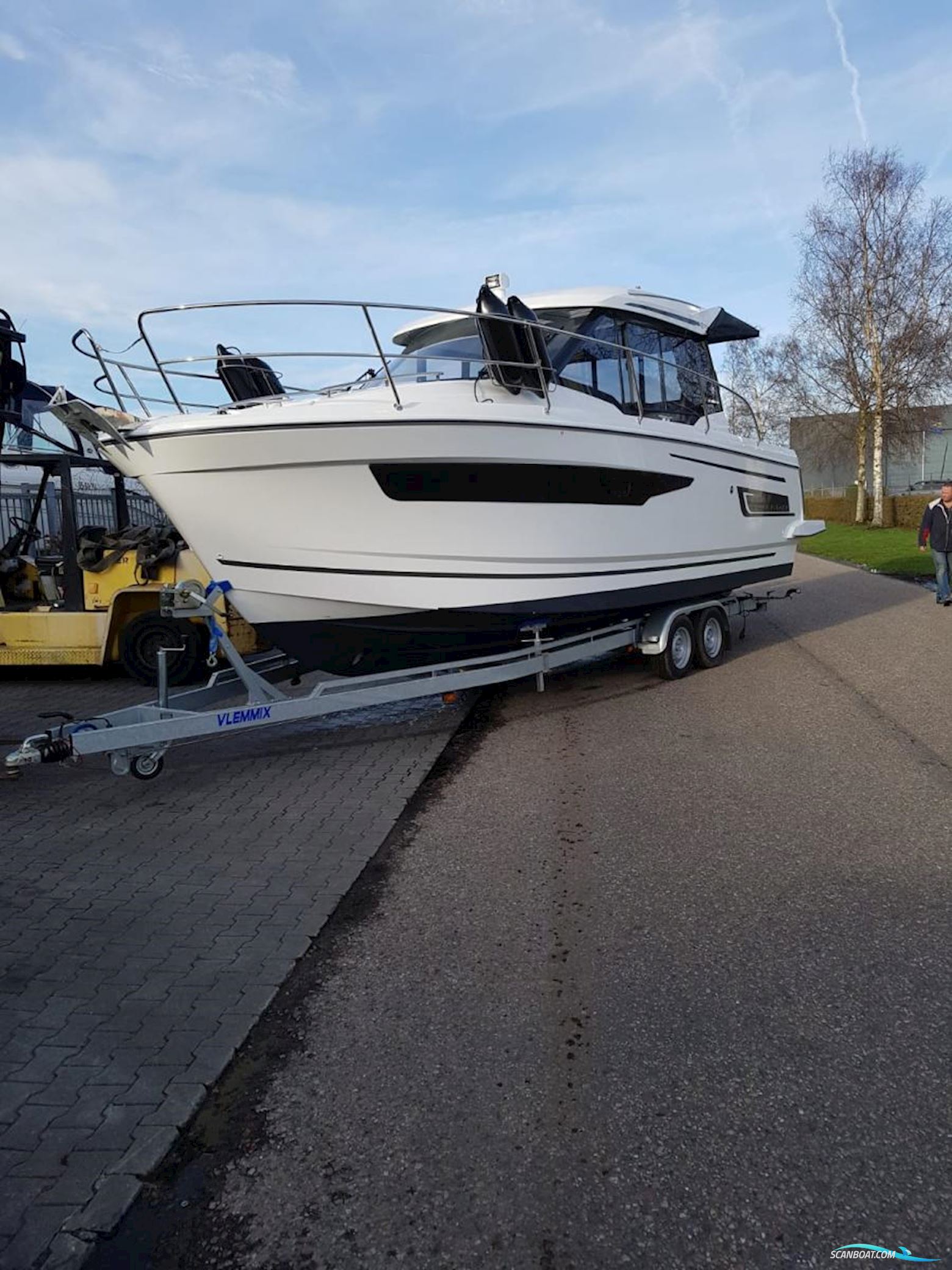 Jeanneau  Merry Fisher 895