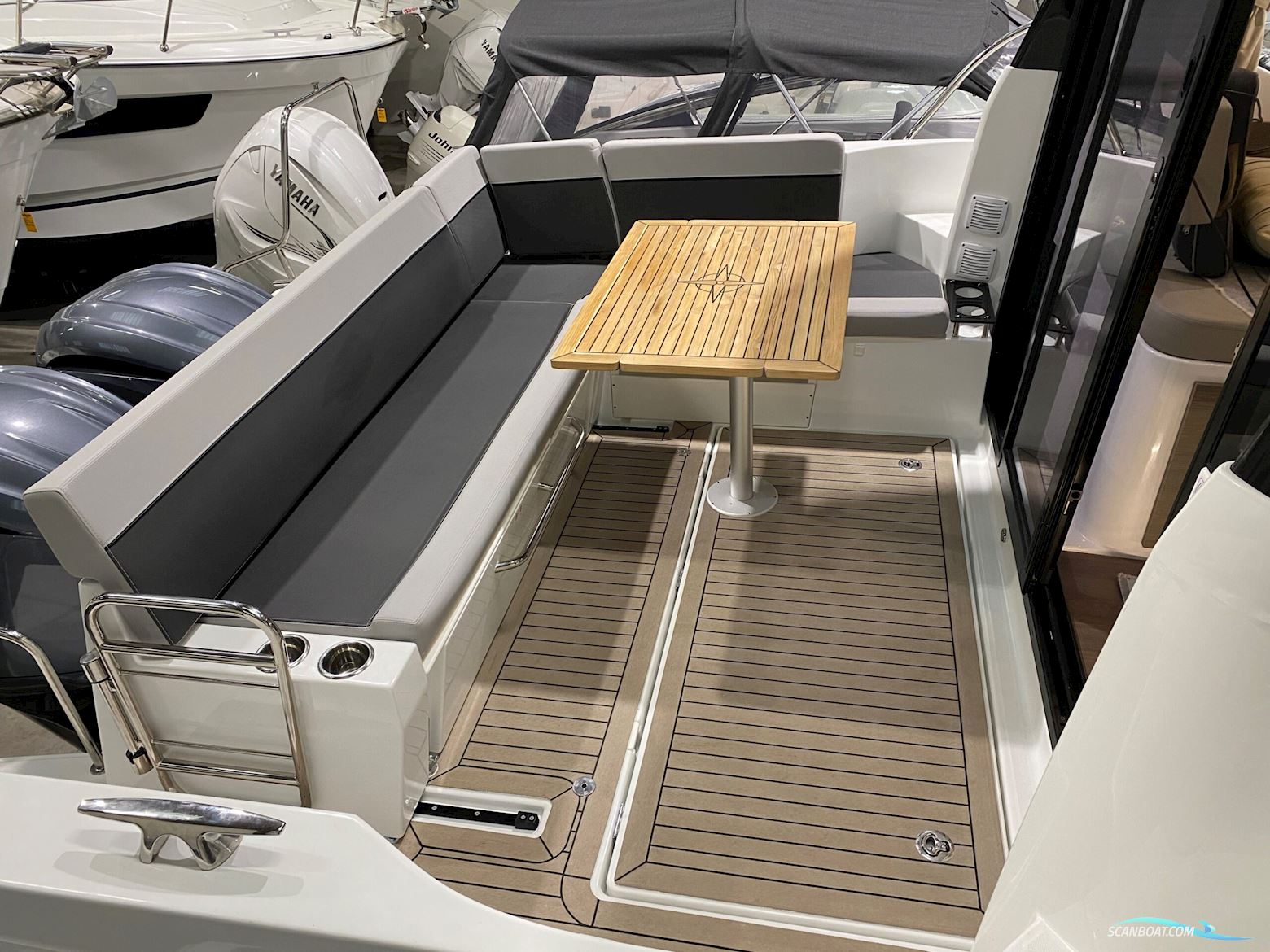 Jeanneau 1095 Merry Fisher Coupé