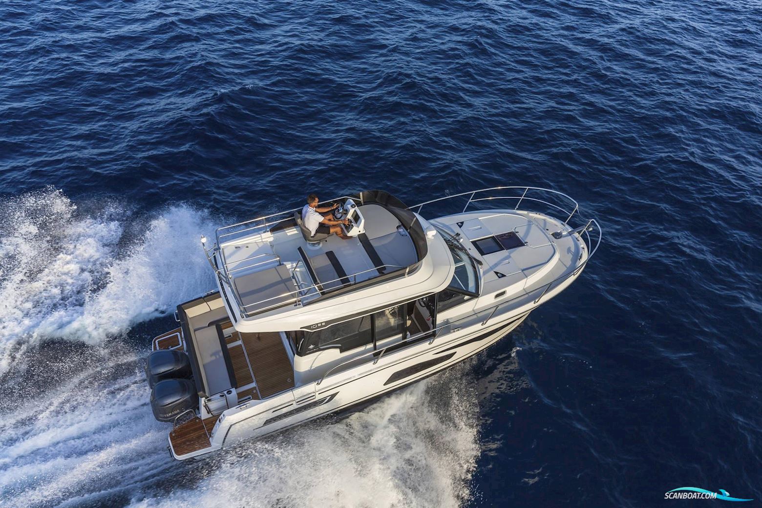 Jeanneau 1095 Merry Fisher Fly