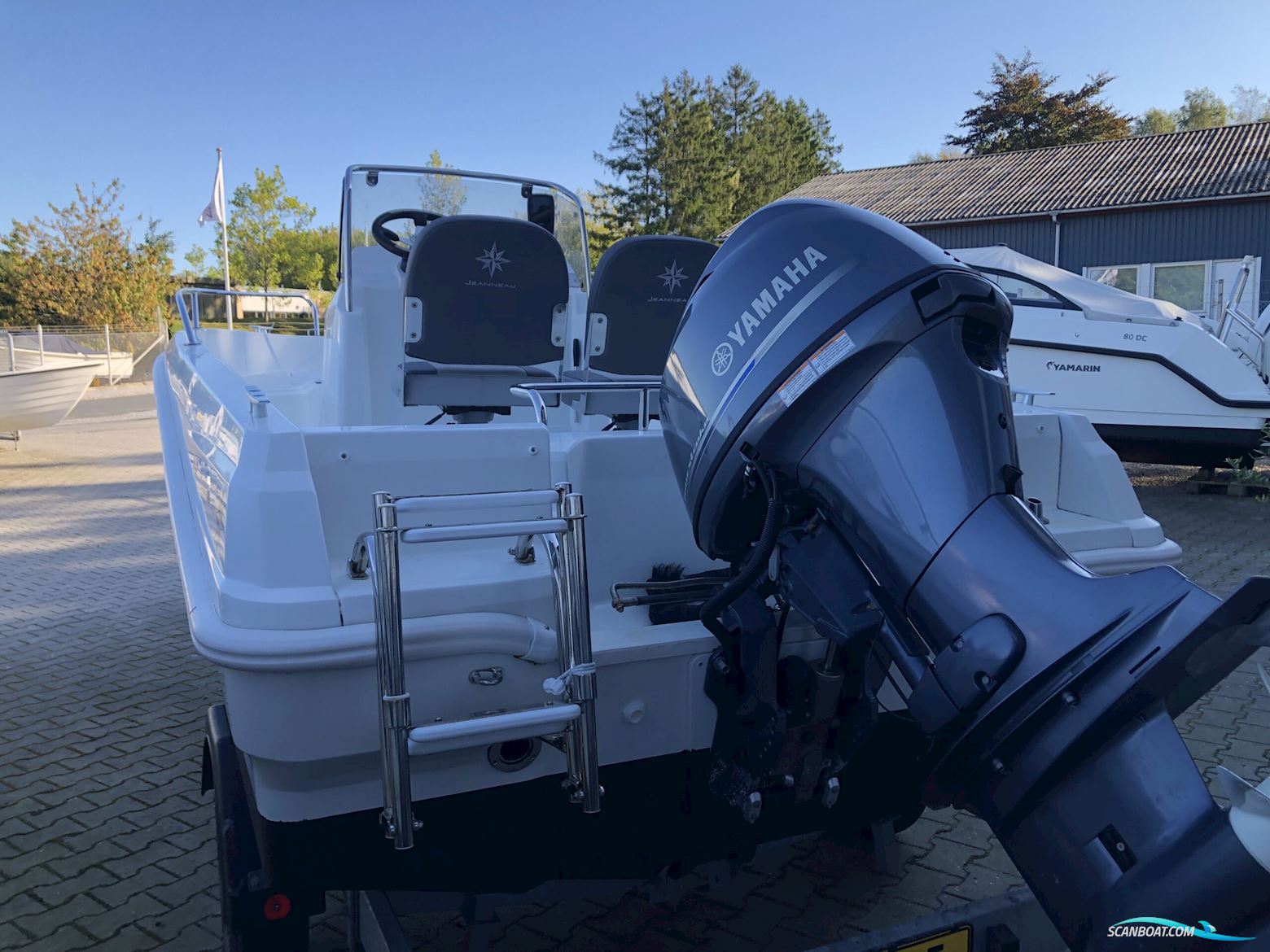 Jeanneau 4.7 CC Style