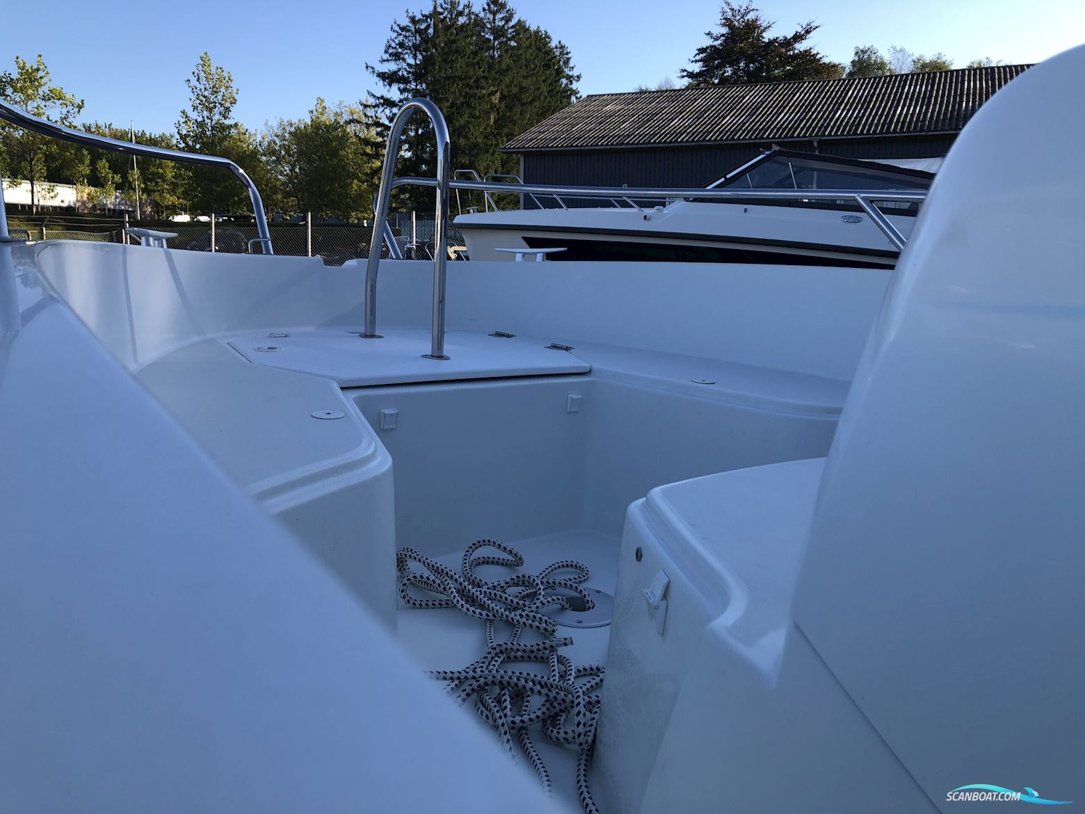 Jeanneau 4.7 CC Style