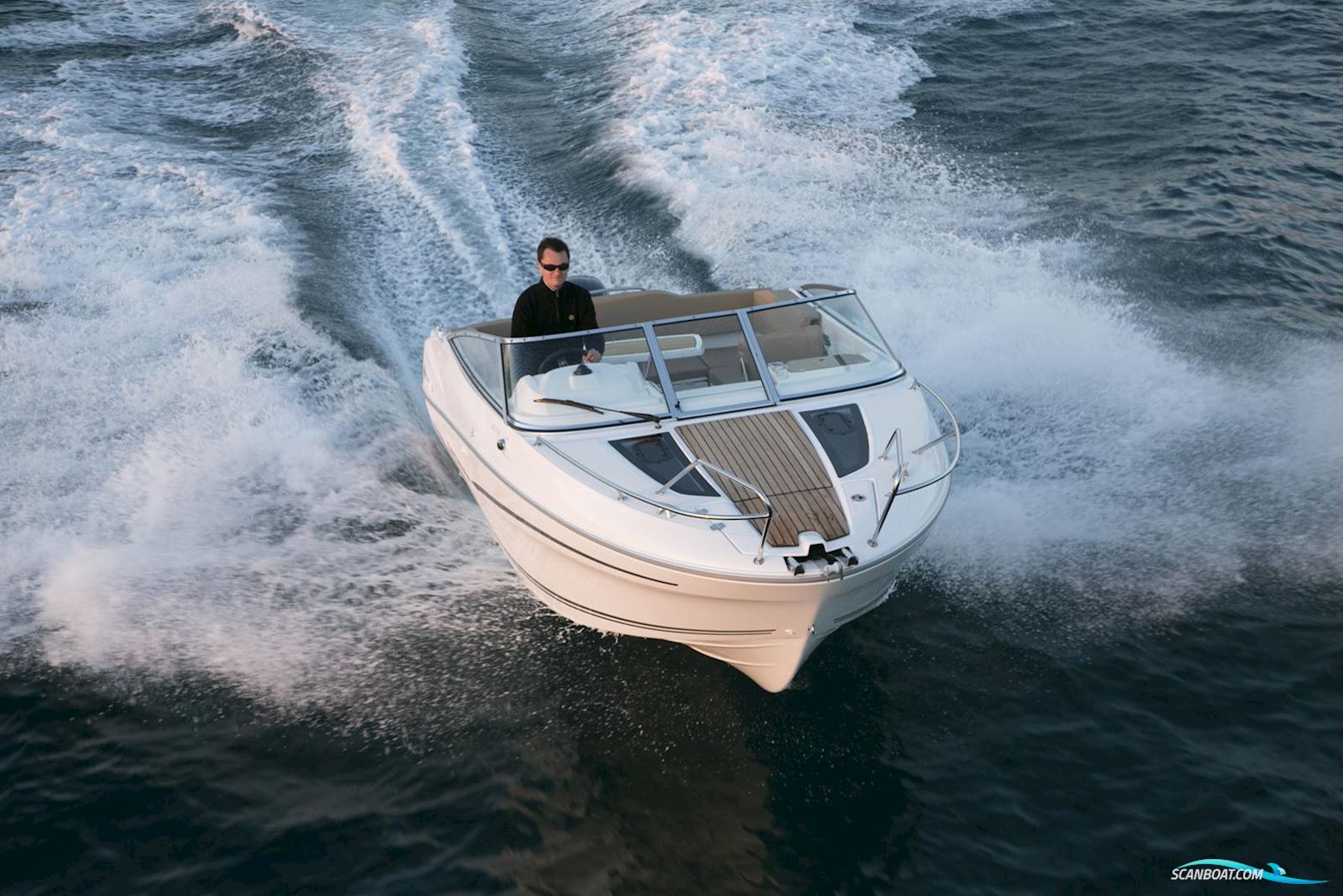 Jeanneau 6.5 DC Cap Camarat