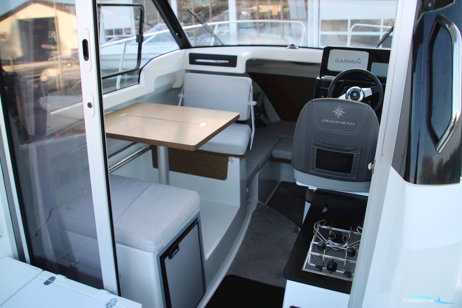 Jeanneau 695 Merry Fisher Serie2