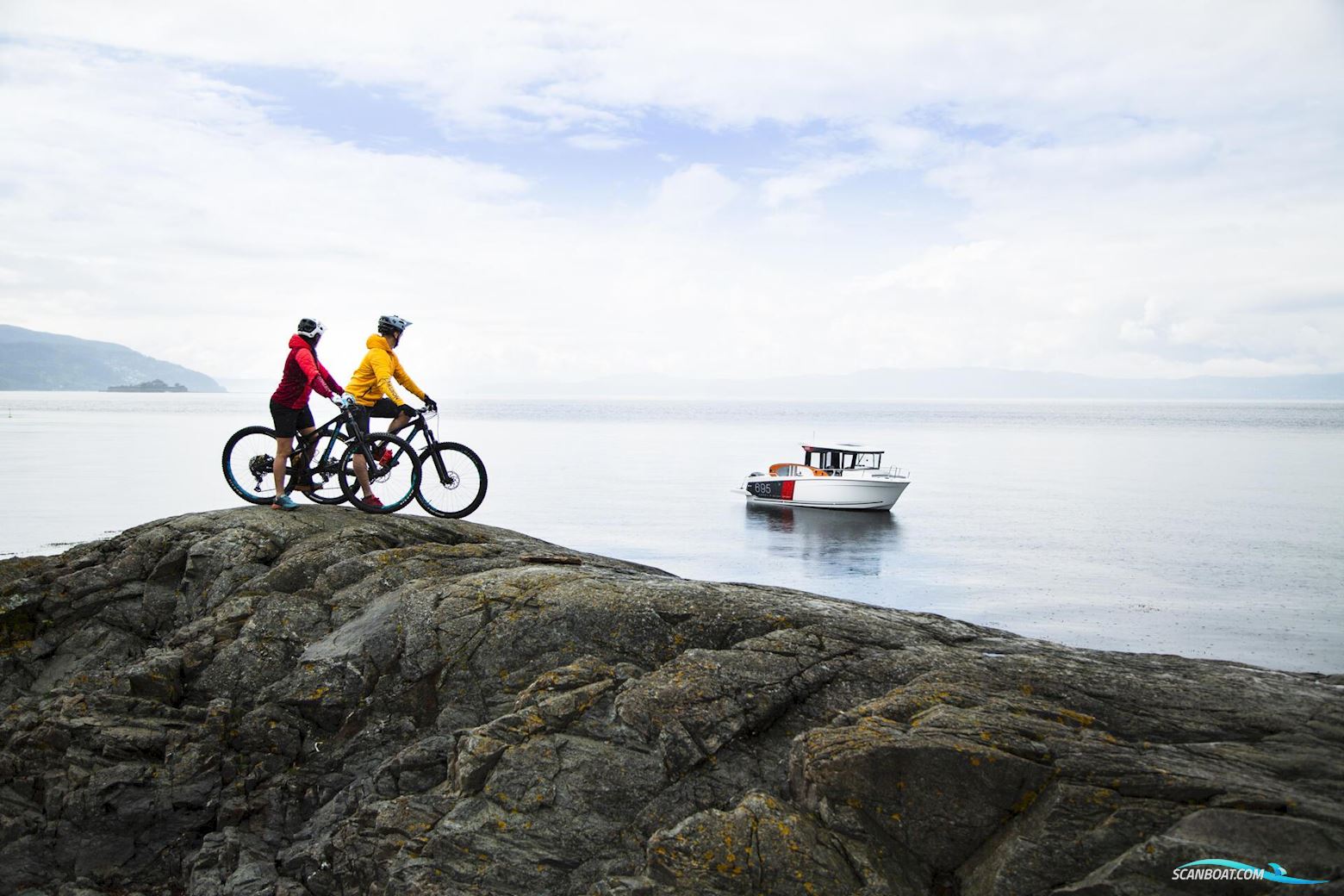 Jeanneau 695 Merry Fisher Sport