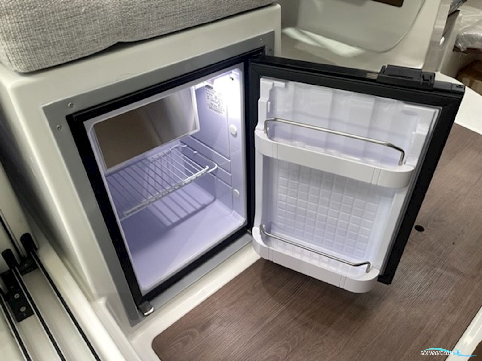 Jeanneau 795 Merry Fisher Serie 2