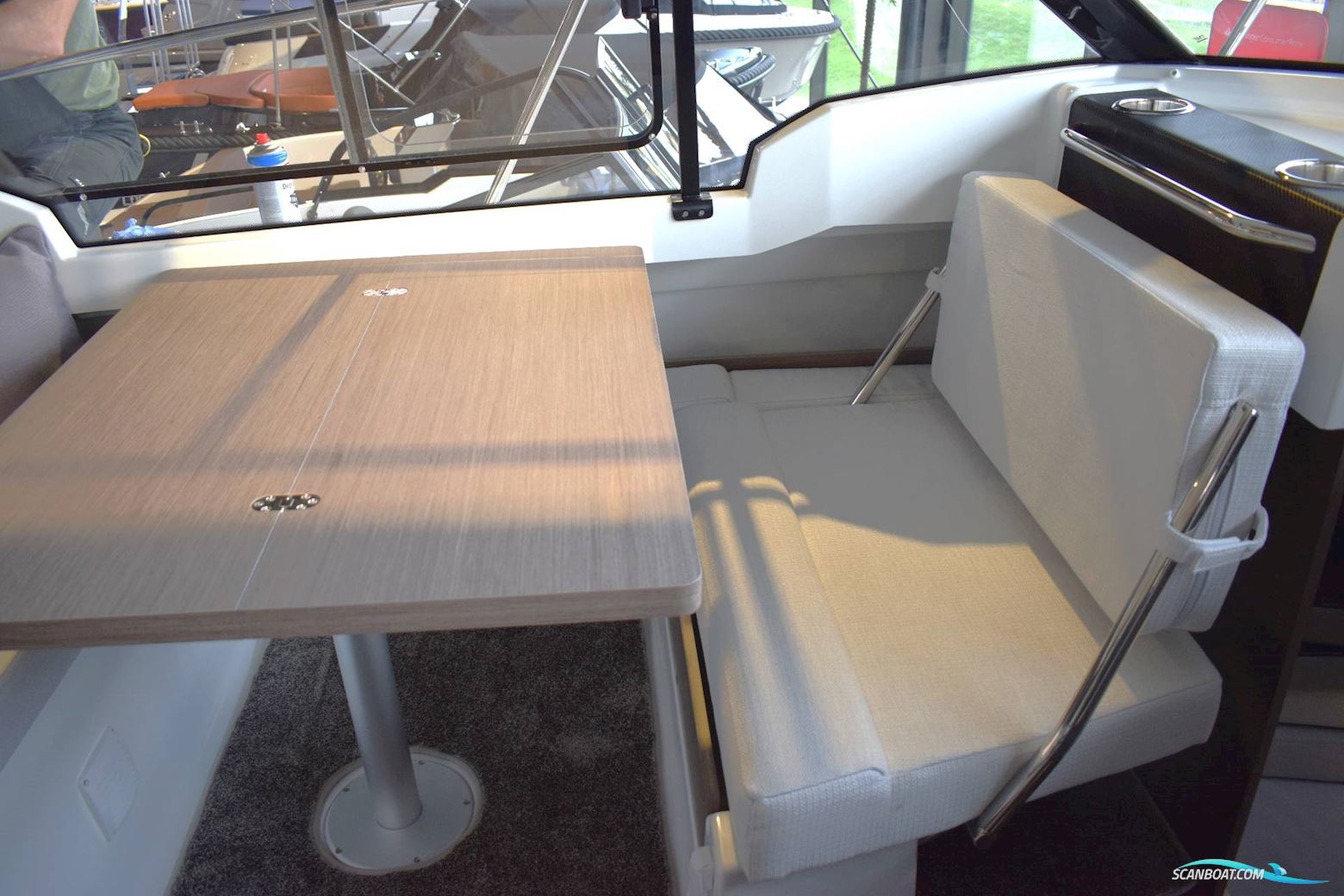 Jeanneau 795 Serie 2 - 225 HK Yamaha/Udstyr