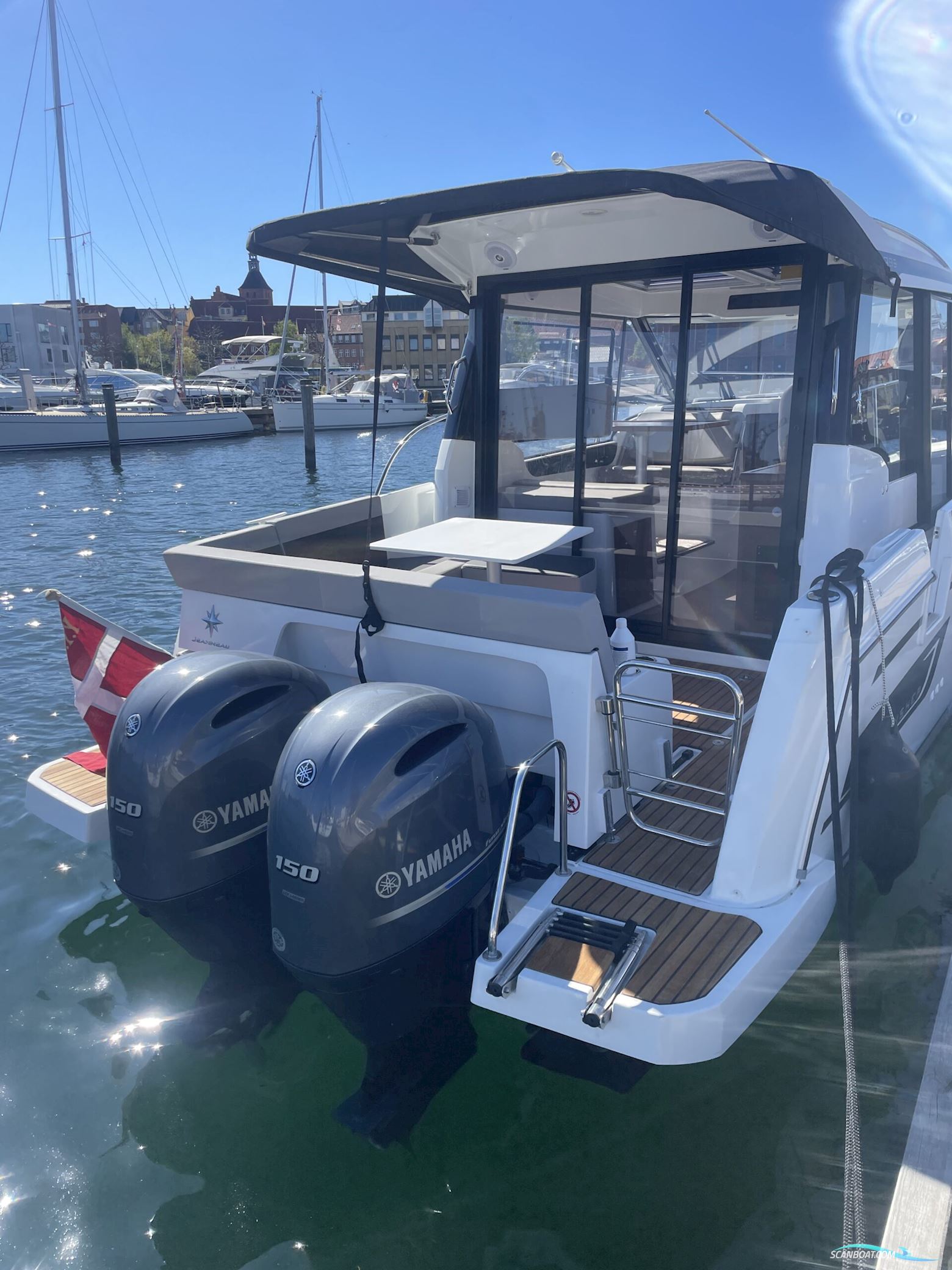 Jeanneau 895 Merry Fisher Cruiser