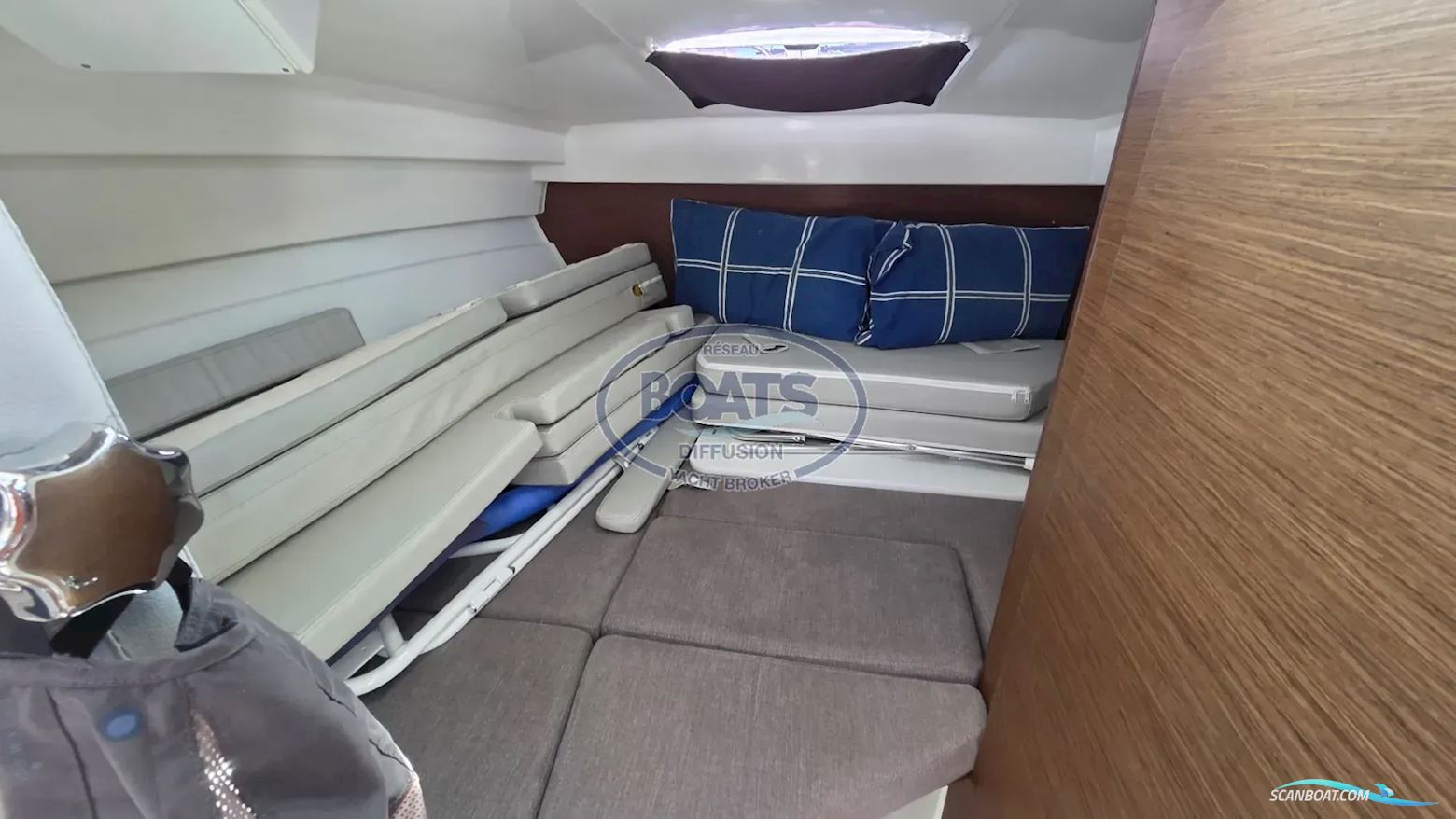 Jeanneau Antares 7 OB