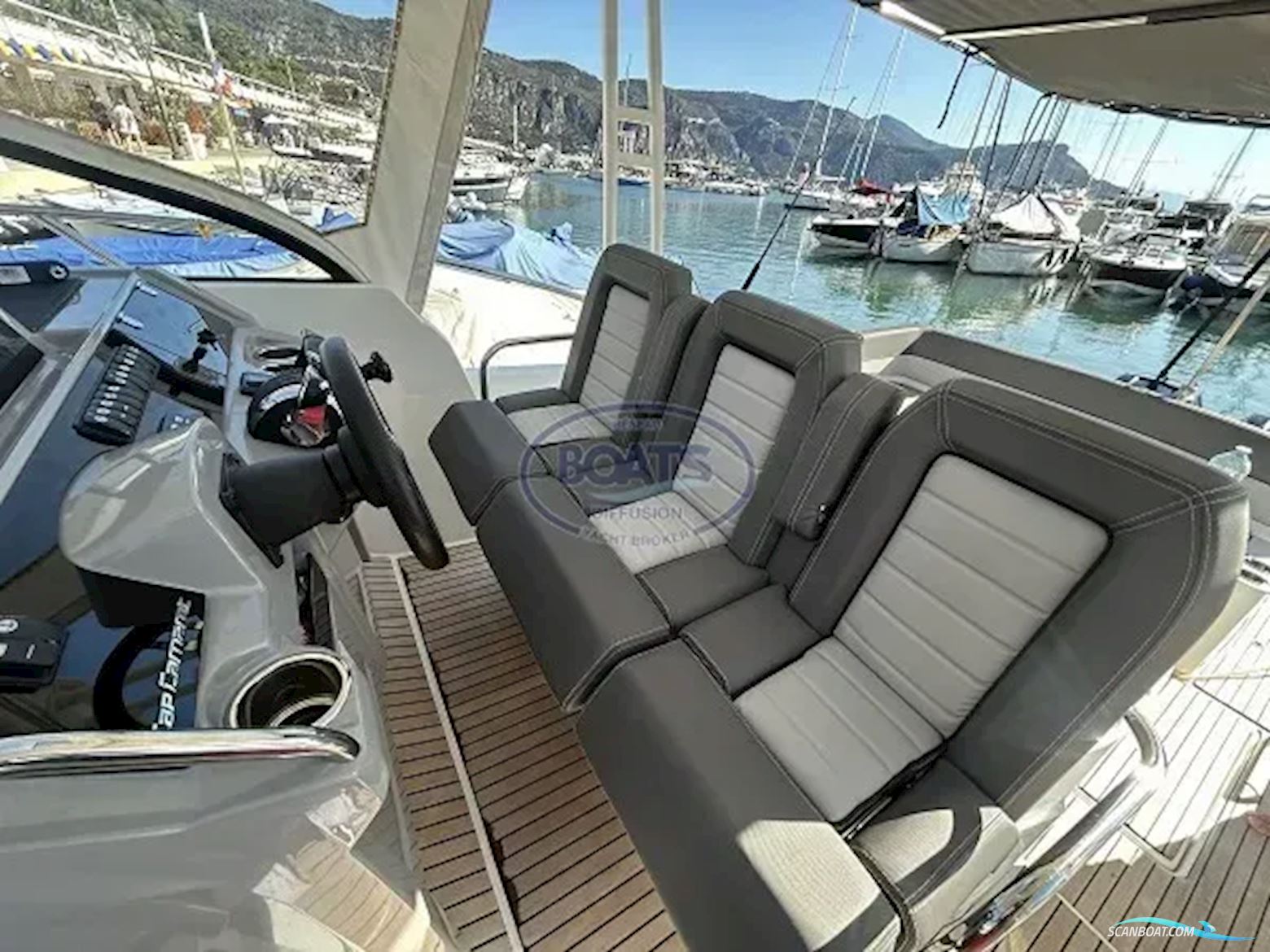 Jeanneau Cap Camarat 10.5