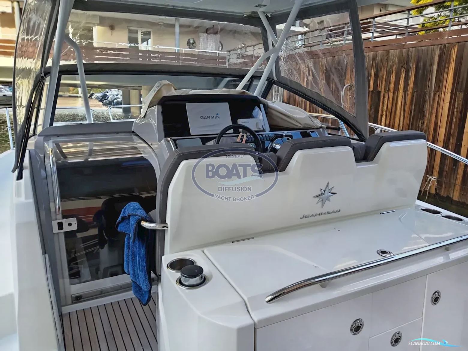 Jeanneau Cap Camarat 10.5