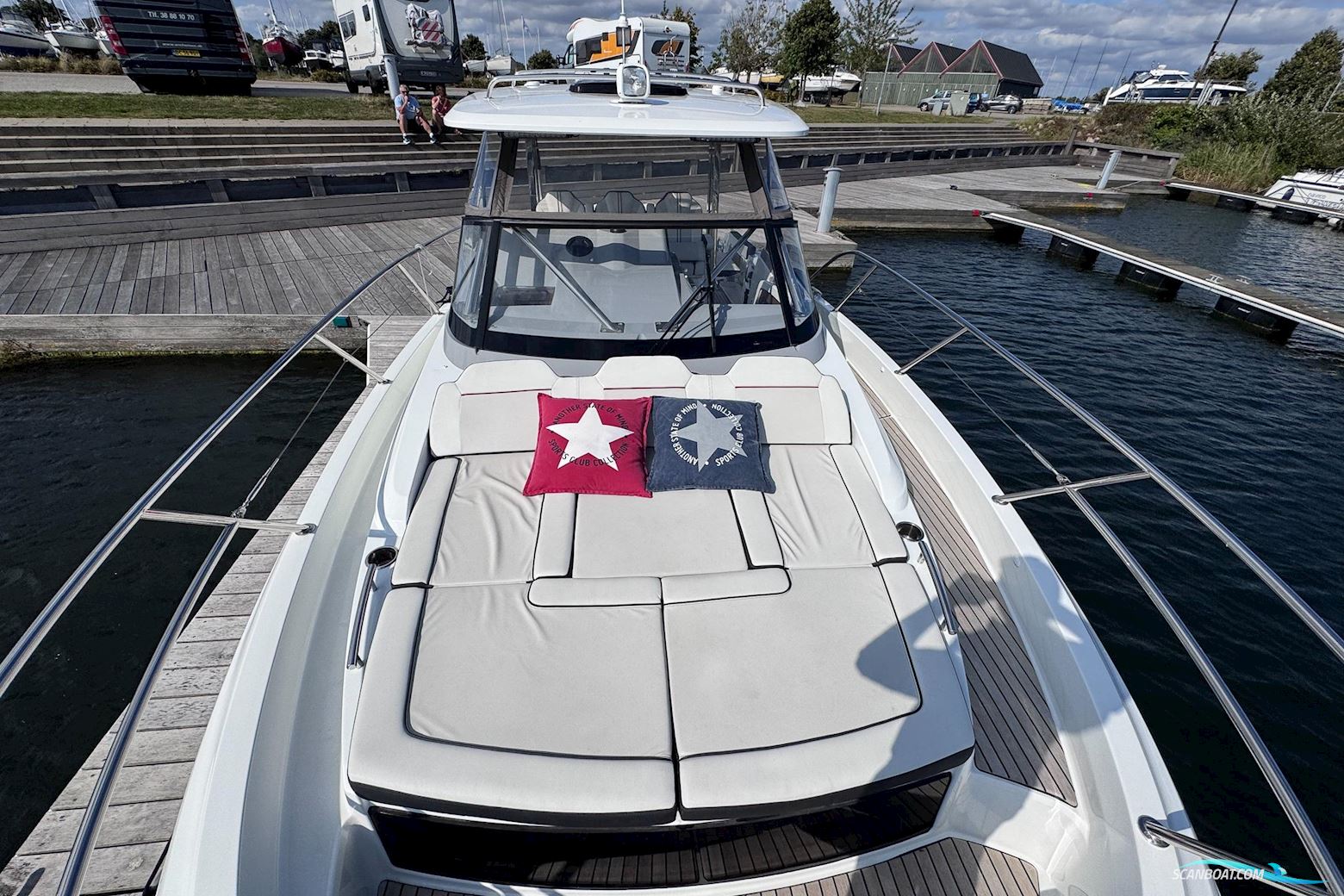 Jeanneau Cap Camarat 10.5 WA Serie 2