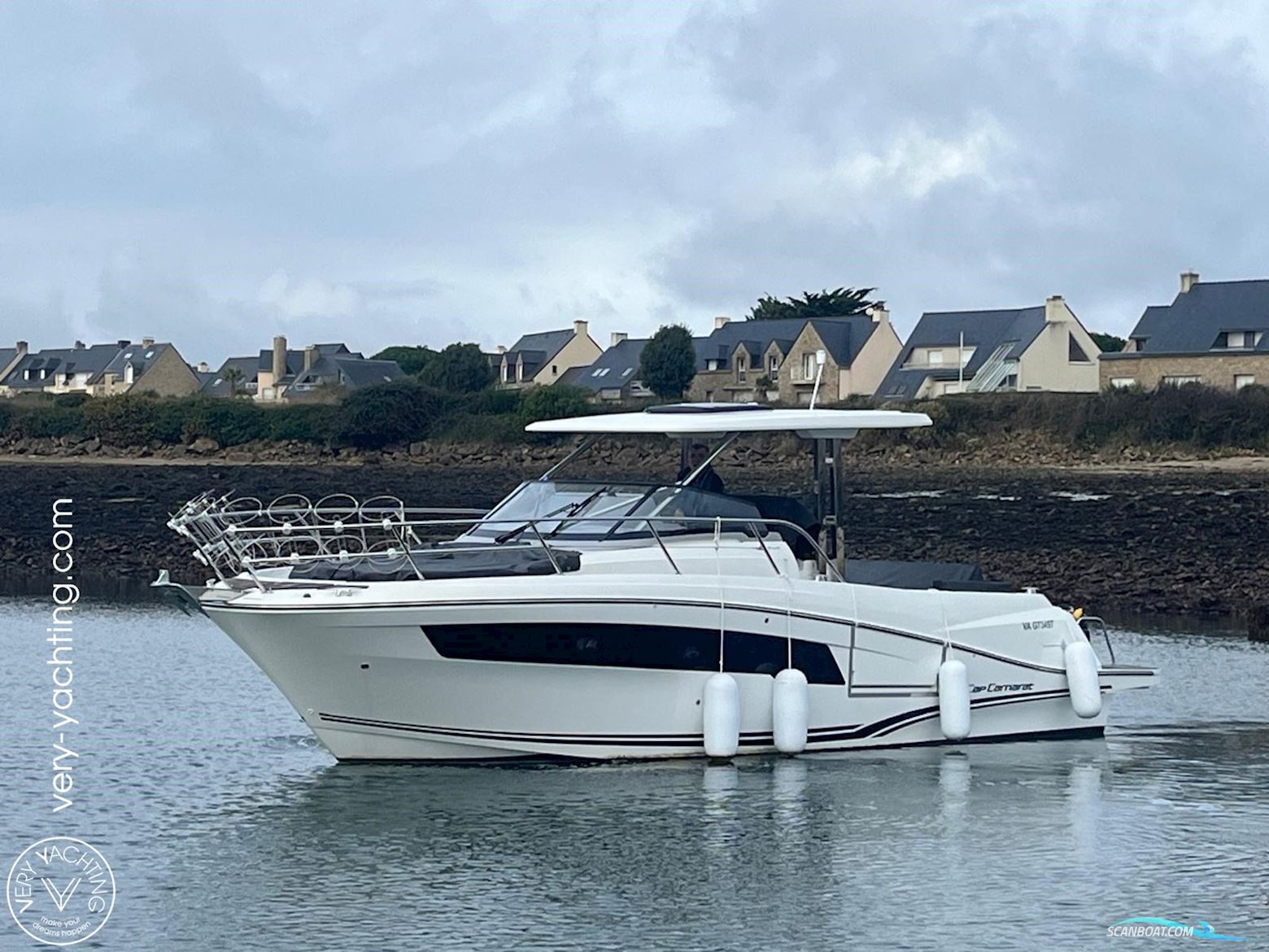 Jeanneau Cap Camarat 10.5 WA serie 2