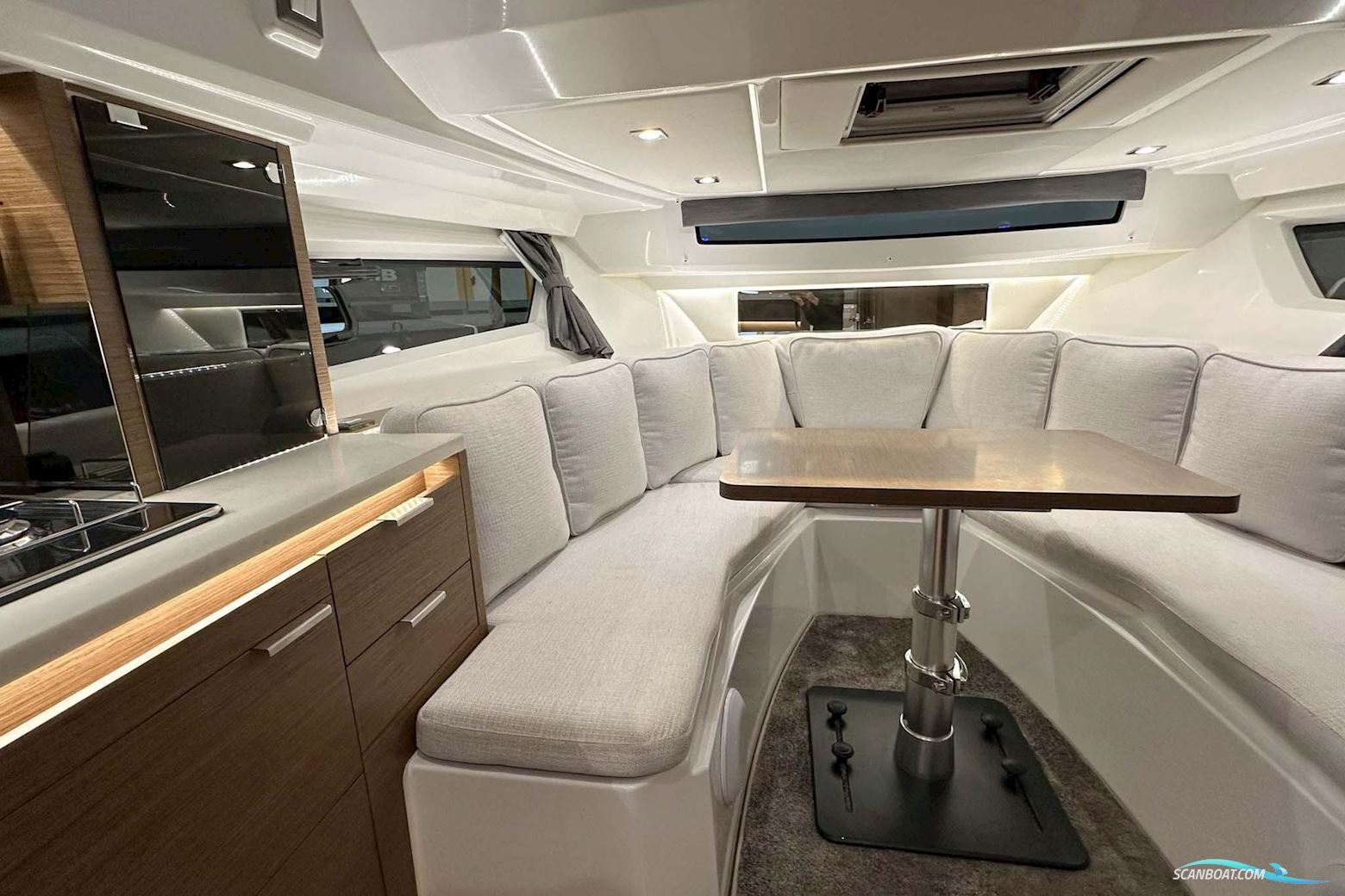 Jeanneau Cap Camarat 10.5 WA Serie 2