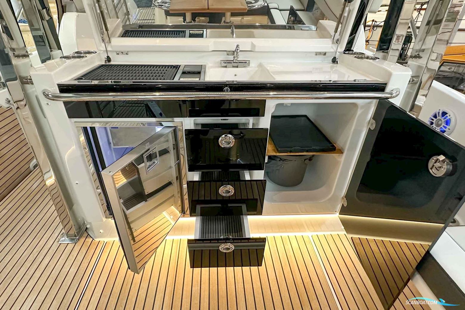 Jeanneau Cap Camarat 10.5 WA Serie 2