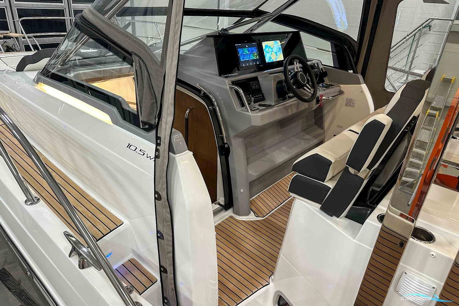 Jeanneau Cap Camarat 10.5 WA Serie 2