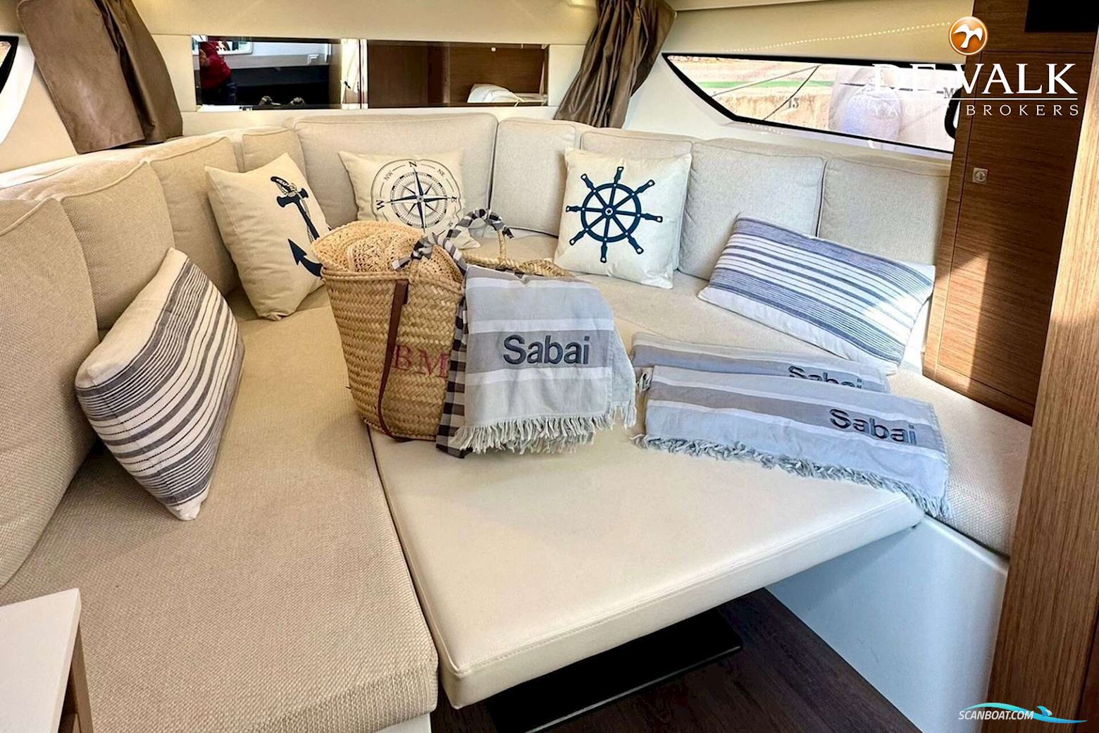 Jeanneau Cap Camarat 10.50 WA