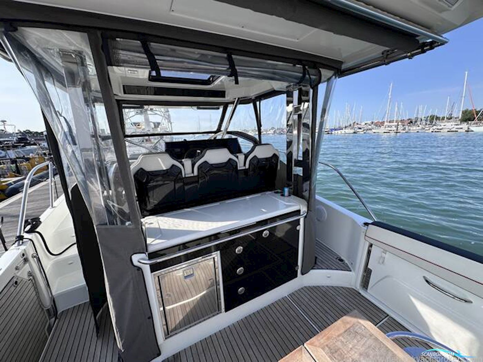 Jeanneau Cap Camarat 10.5WA S2