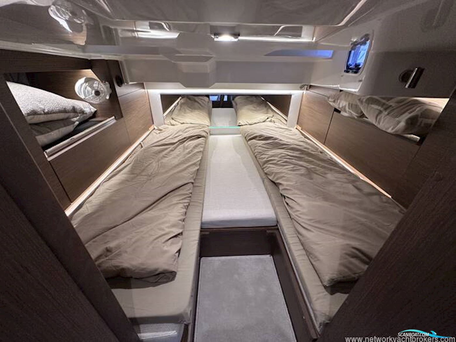 Jeanneau Cap Camarat 10.5WA S2