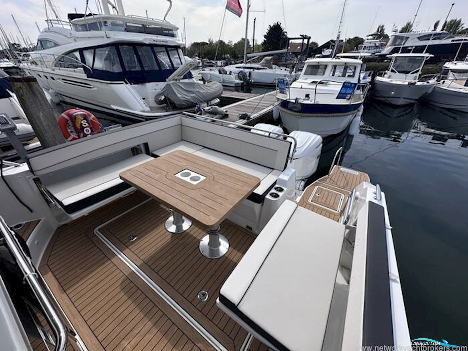 Jeanneau Cap Camarat 10.5WA S2