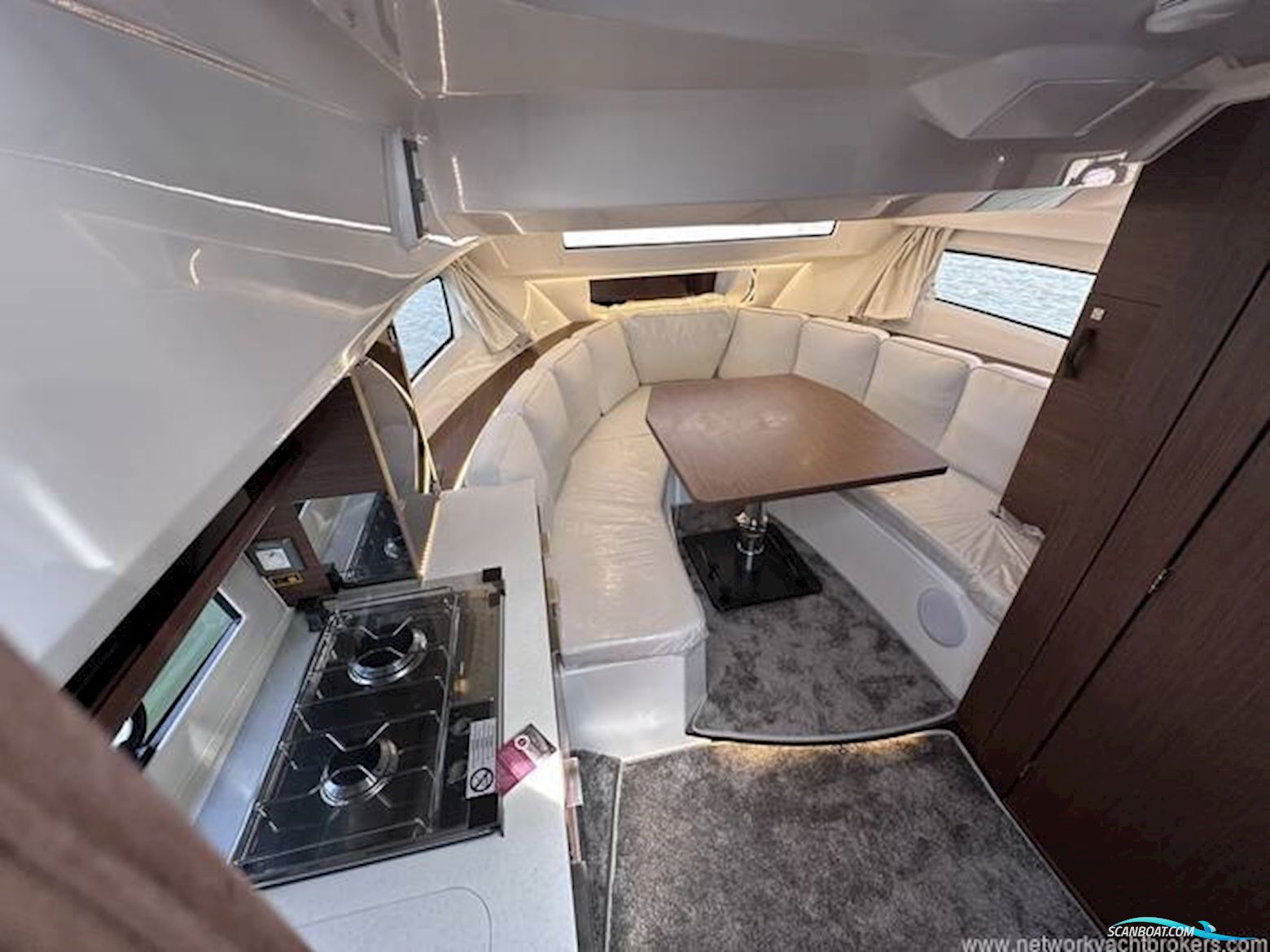 Jeanneau Cap Camarat 10.5WA S2