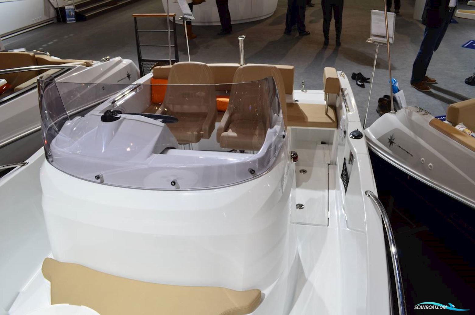 Jeanneau Cap Camarat 6.5 CC