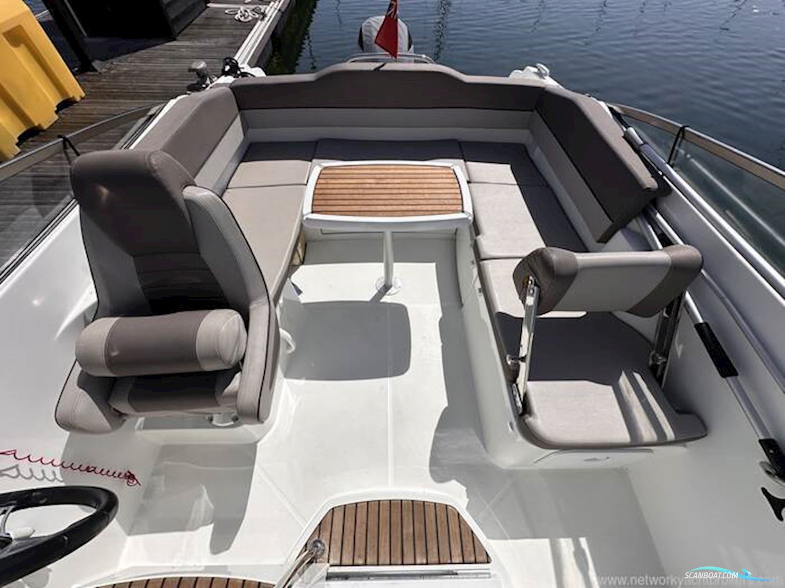 Jeanneau Cap Camarat 6.5 DC