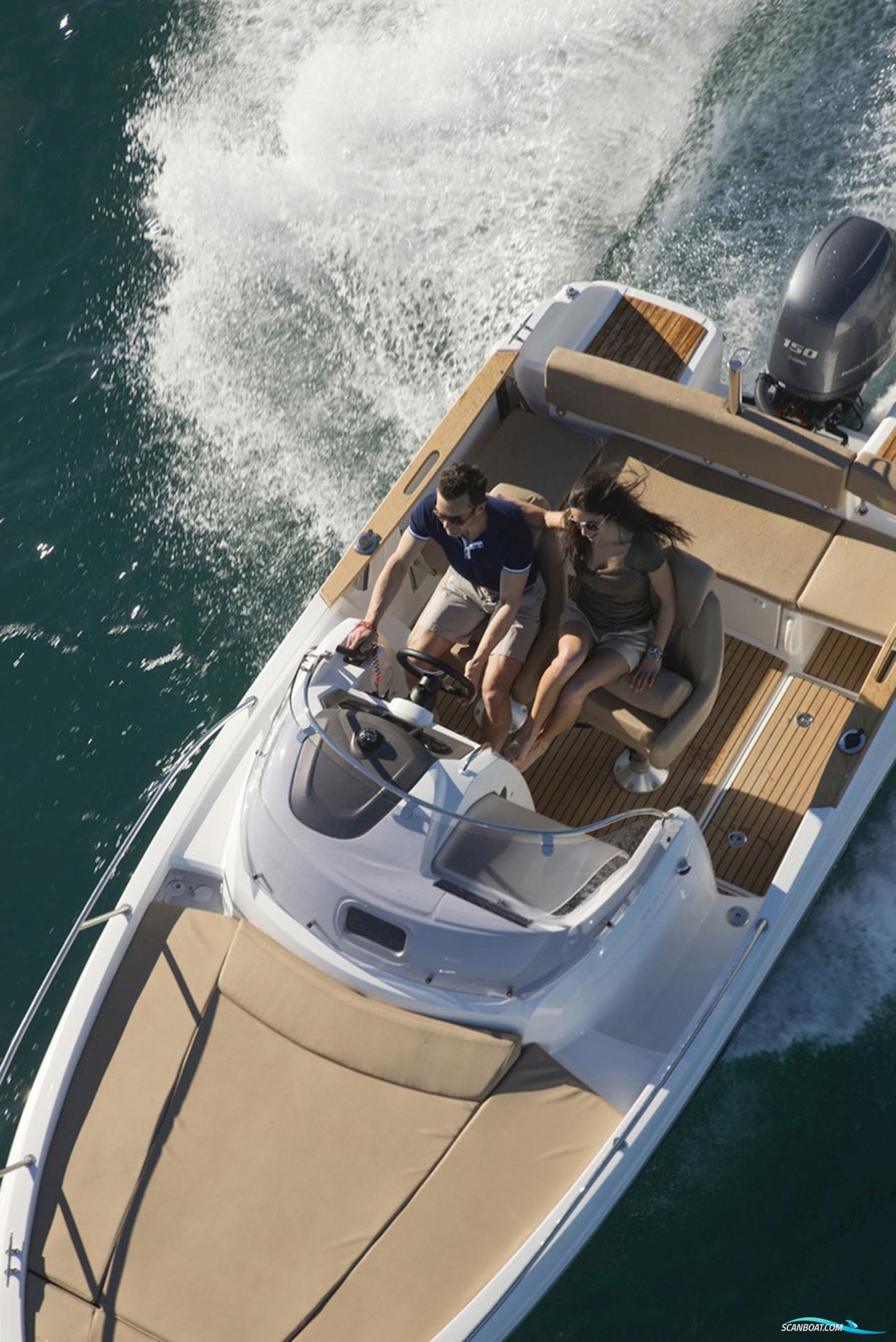 Jeanneau Cap Camarat 6.5 WA