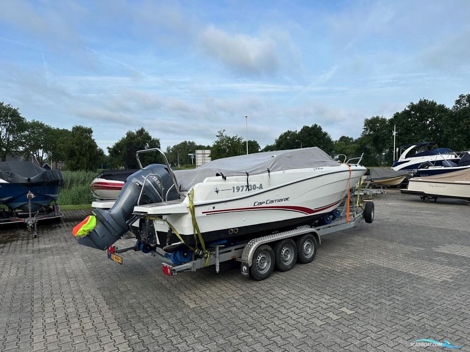 Jeanneau Cap Camarat 7.5 bowrider