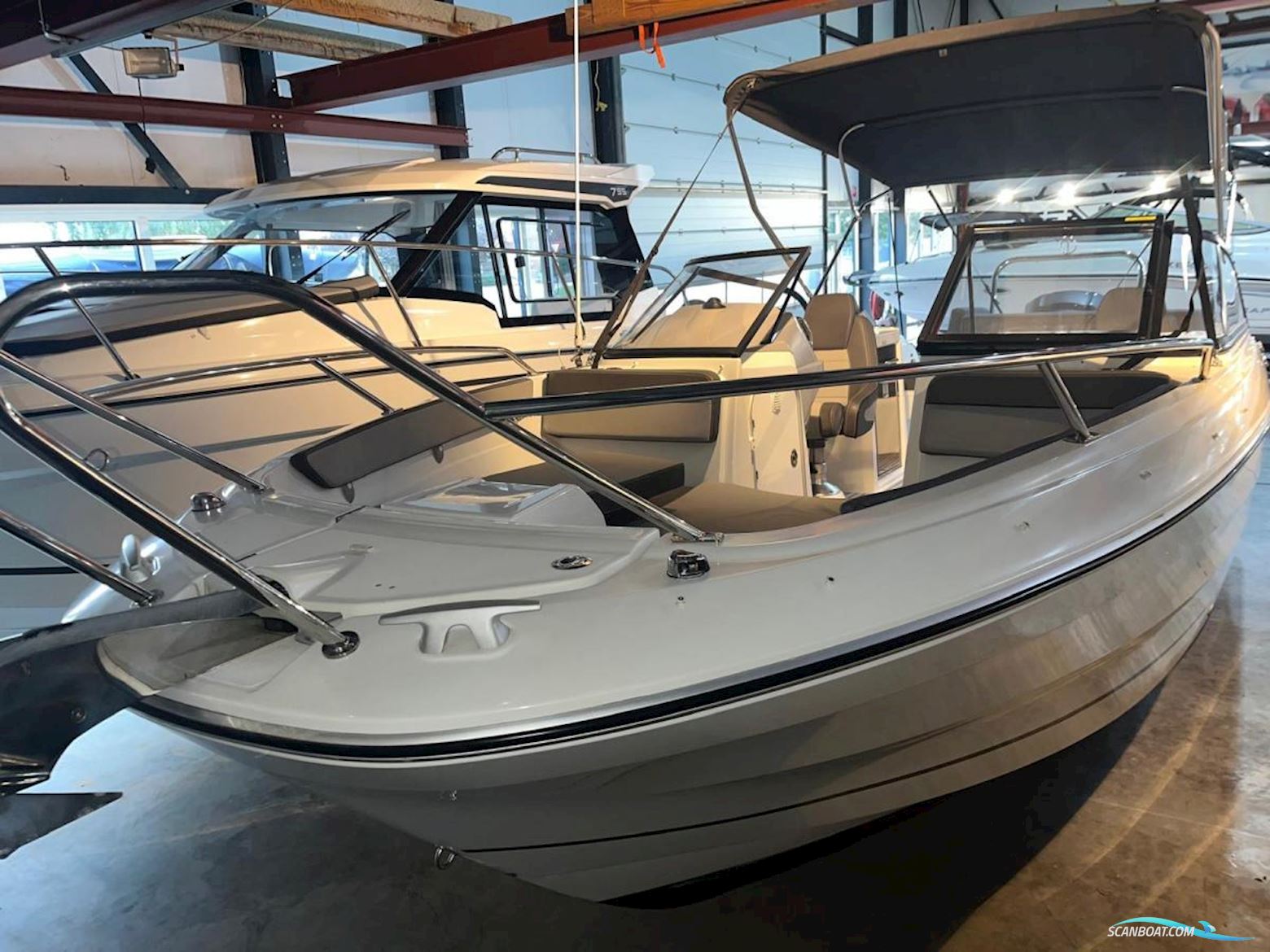 Jeanneau Cap Camarat 7.5 bowrider