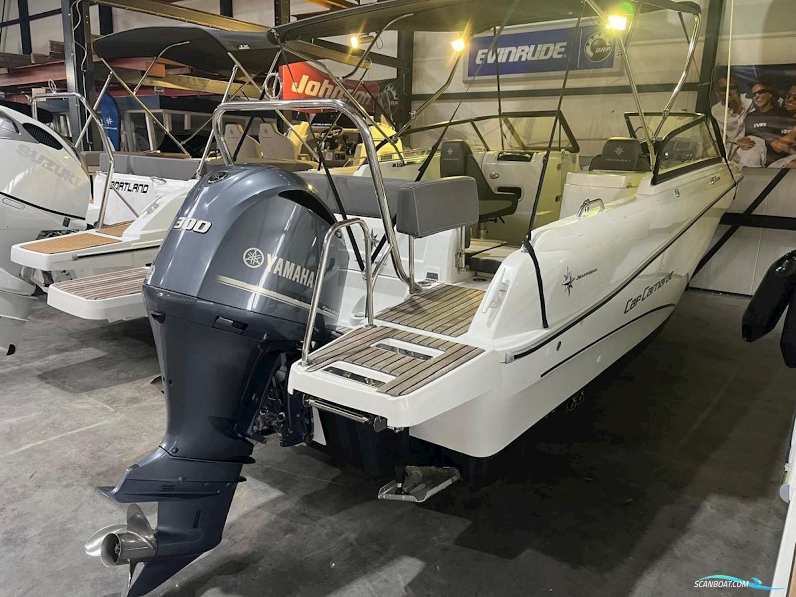 Jeanneau Cap Camarat 7.5 bowrider