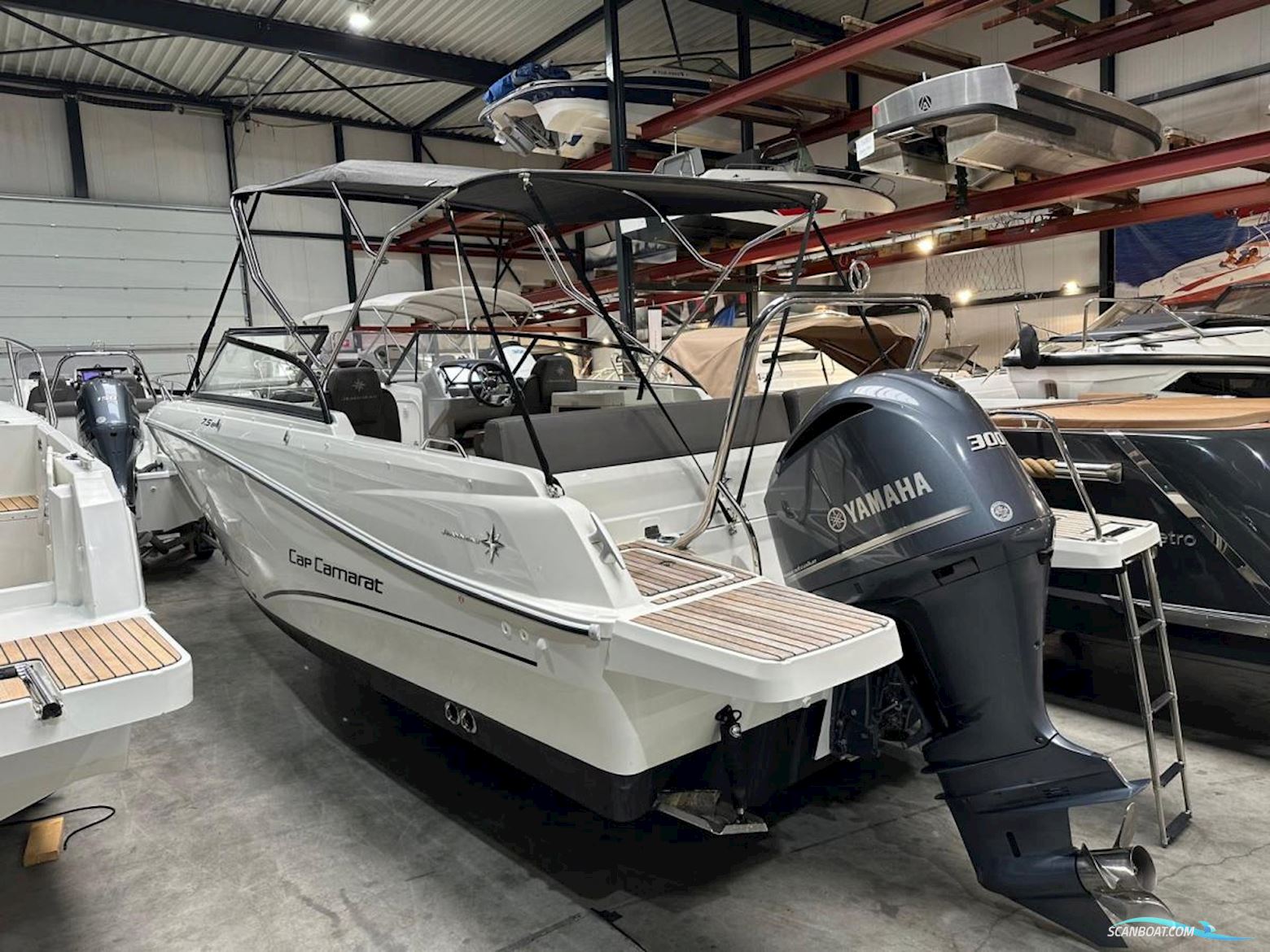 Jeanneau Cap Camarat 7.5 bowrider