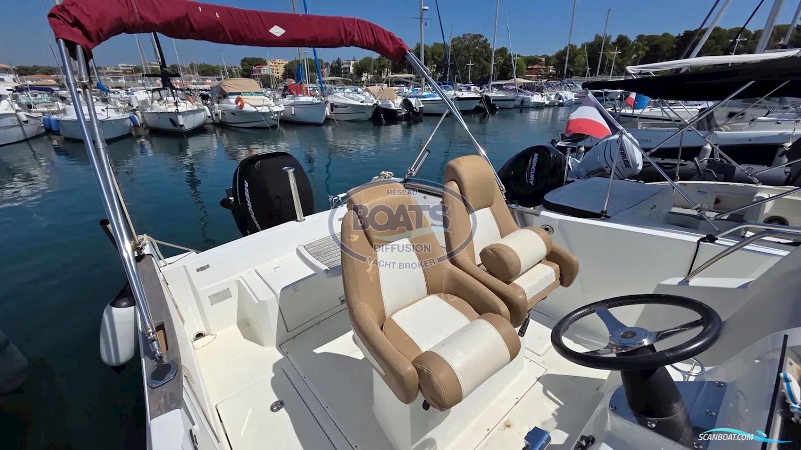 Jeanneau CAP CAMARAT 7.5 CC