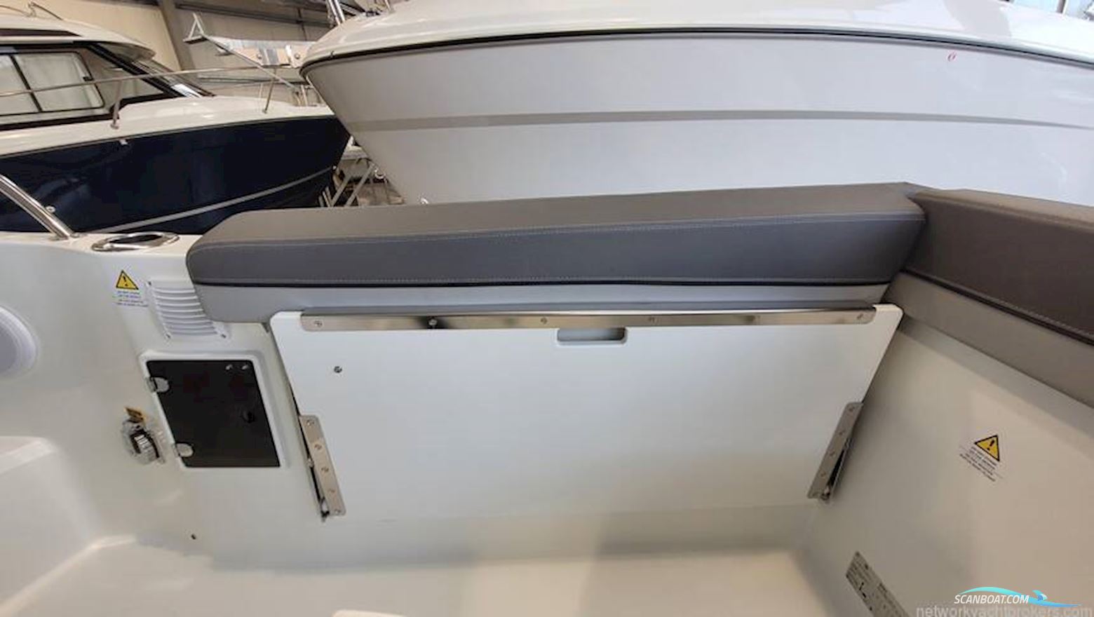 Jeanneau Cap Camarat 7.5 WA s3