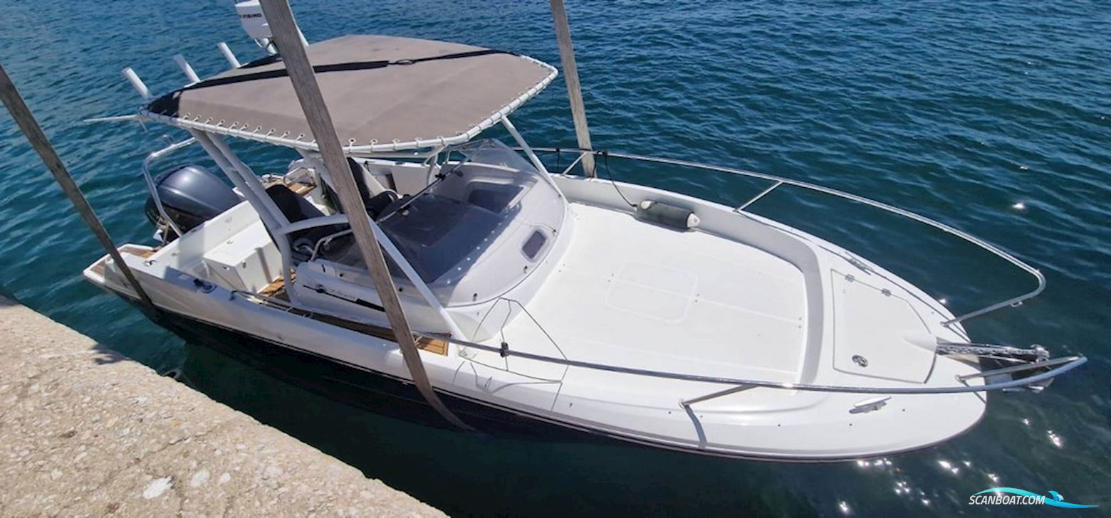 Jeanneau Cap Camarat 7.5 WA