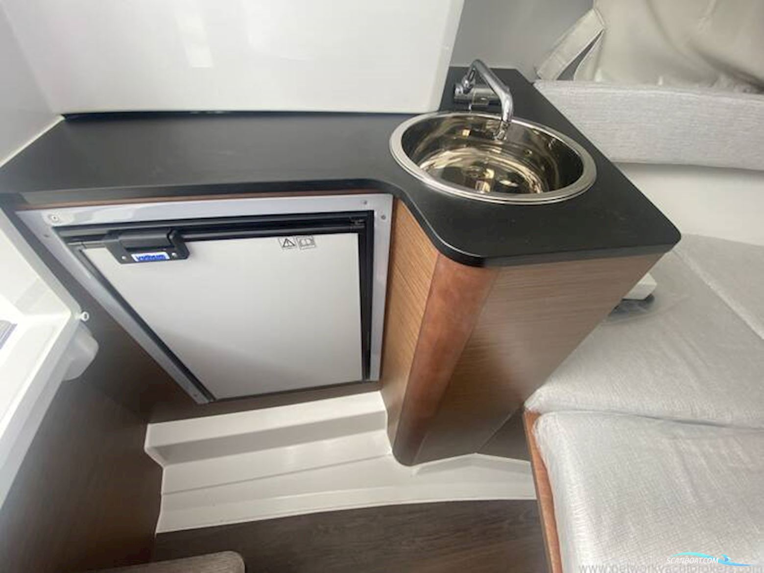 Jeanneau CAP CAMARAT 7.5 WA SERIE 3