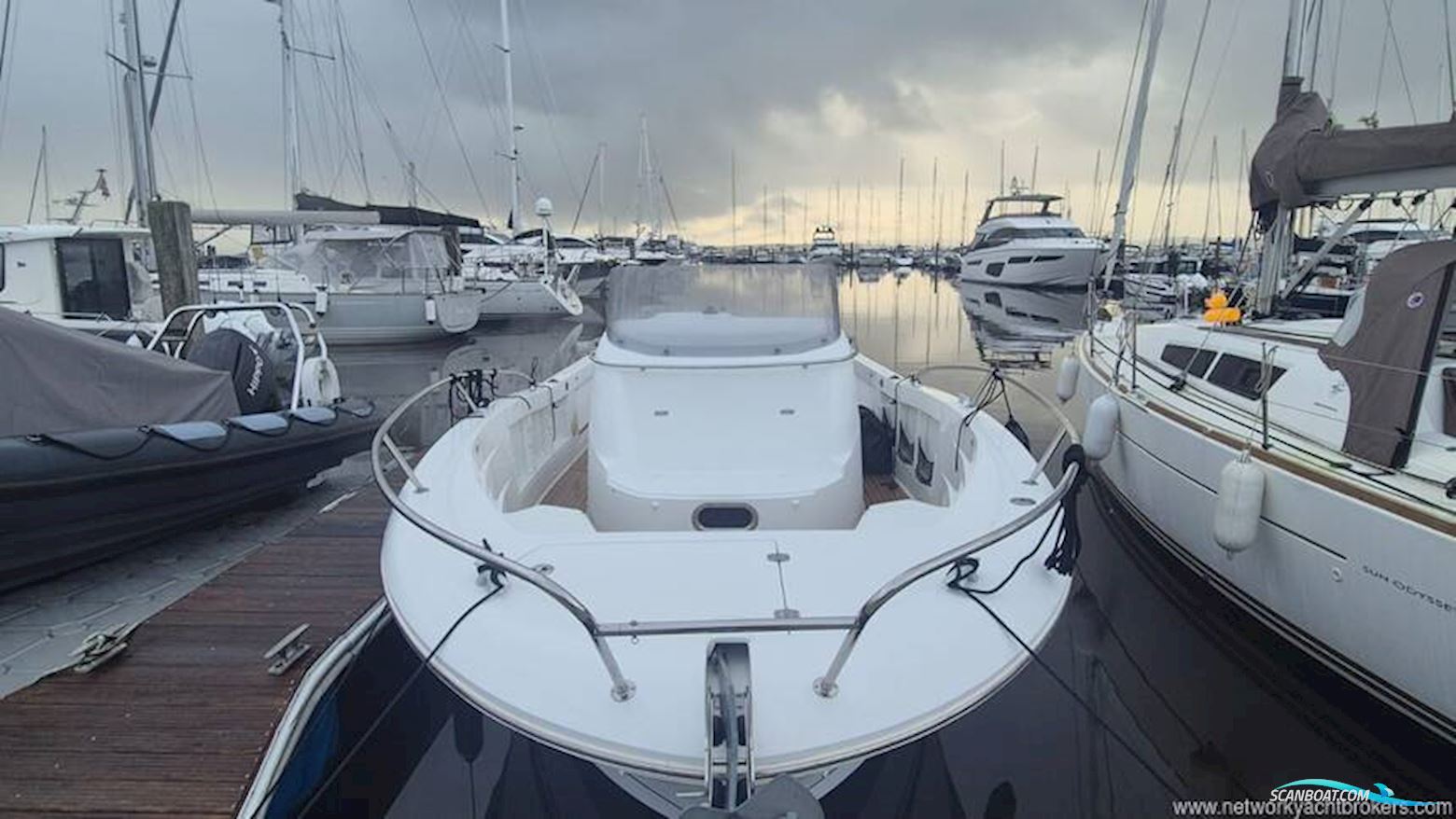 Jeanneau Cap Camarat 8.5 CC