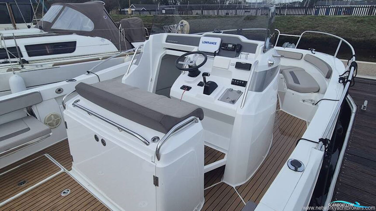 Jeanneau Cap Camarat 8.5 CC