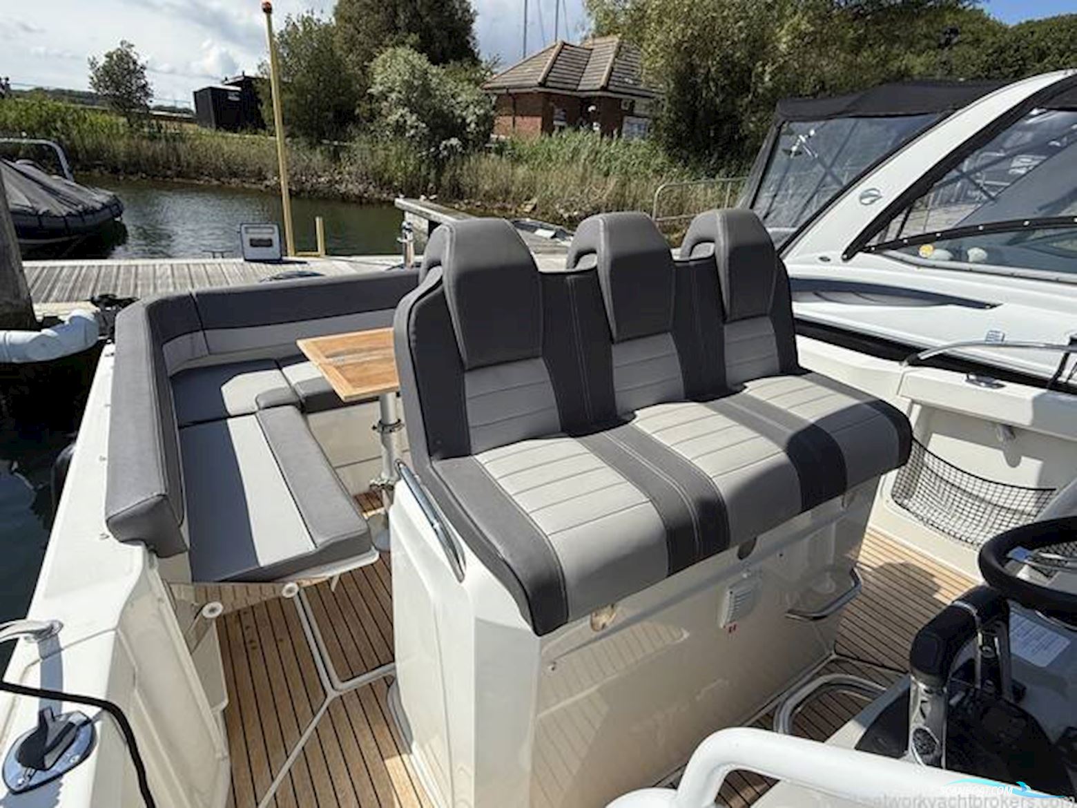 Jeanneau Cap Camarat 9.0 CC