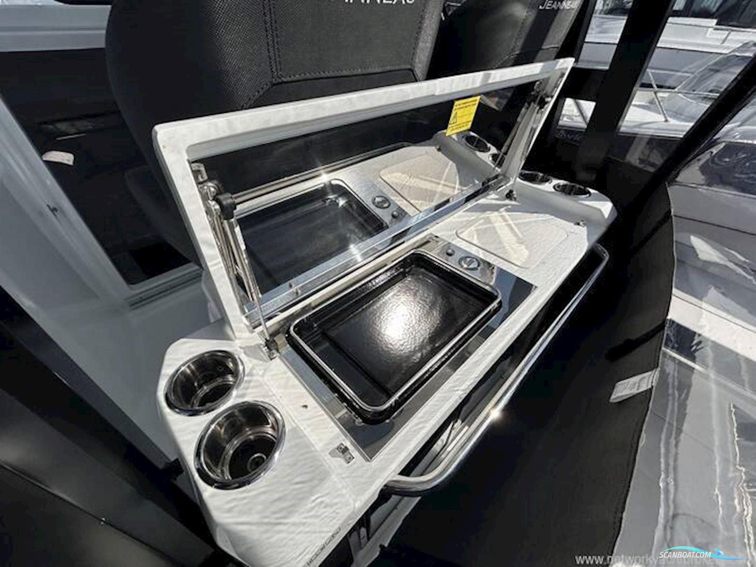 Jeanneau Cap Camarat 9.0 WA S2