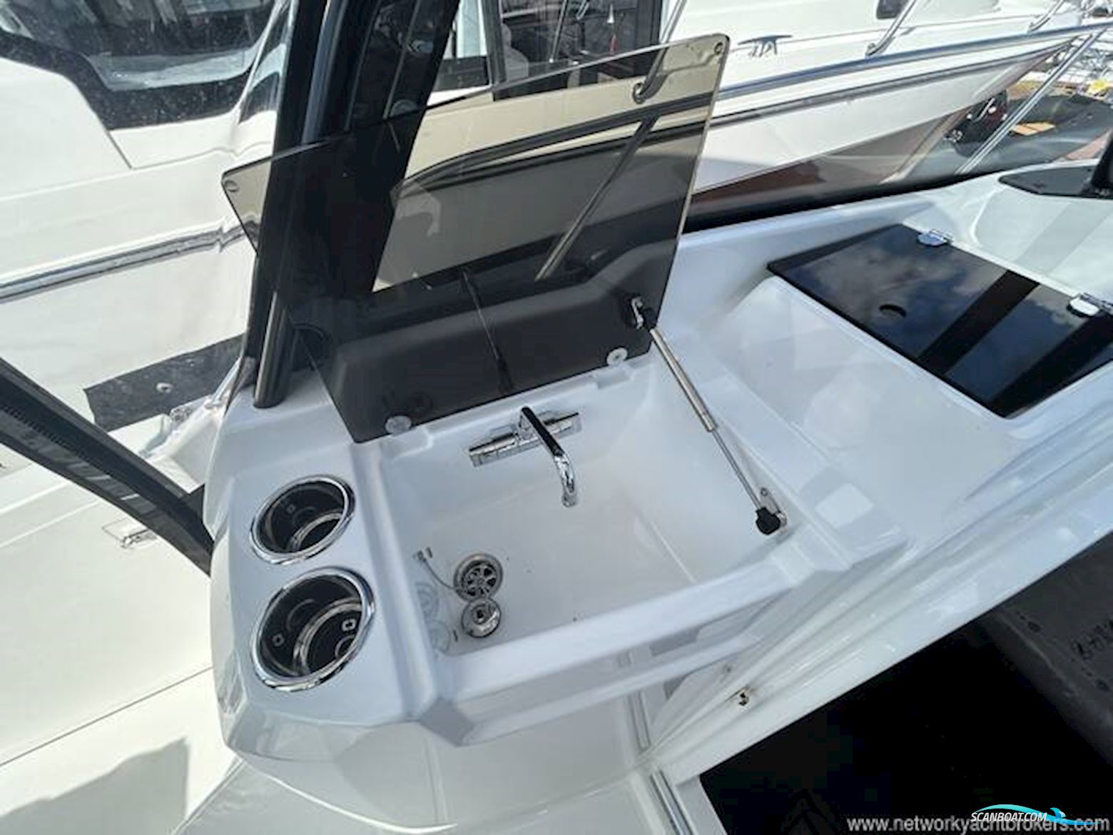 Jeanneau Cap Camarat 9.0 WA S2