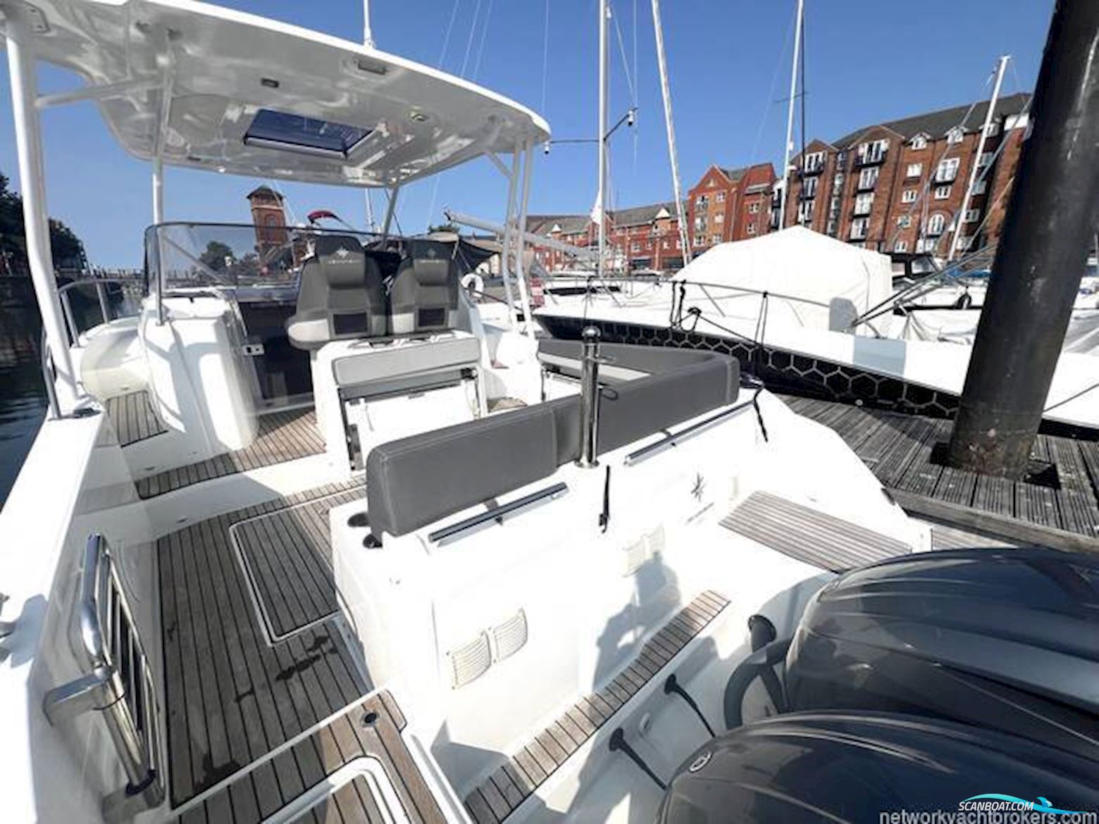 Jeanneau Cap Camarat 9.0 WA