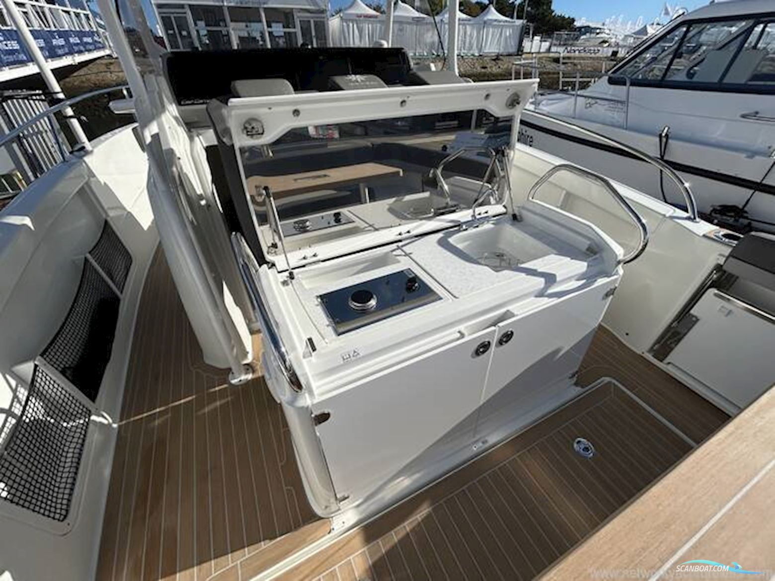 Jeanneau Cap Camarat 9.0CC