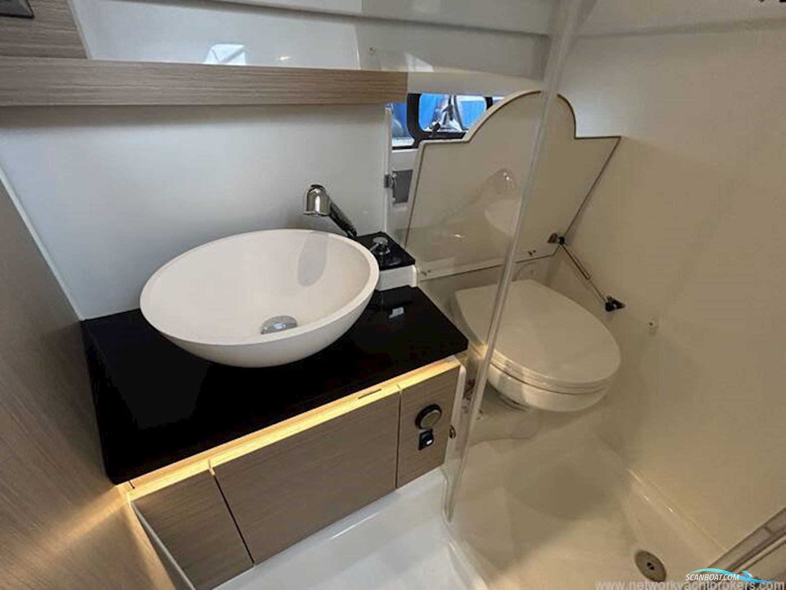 Jeanneau Cap Camarat 9.0WA S2