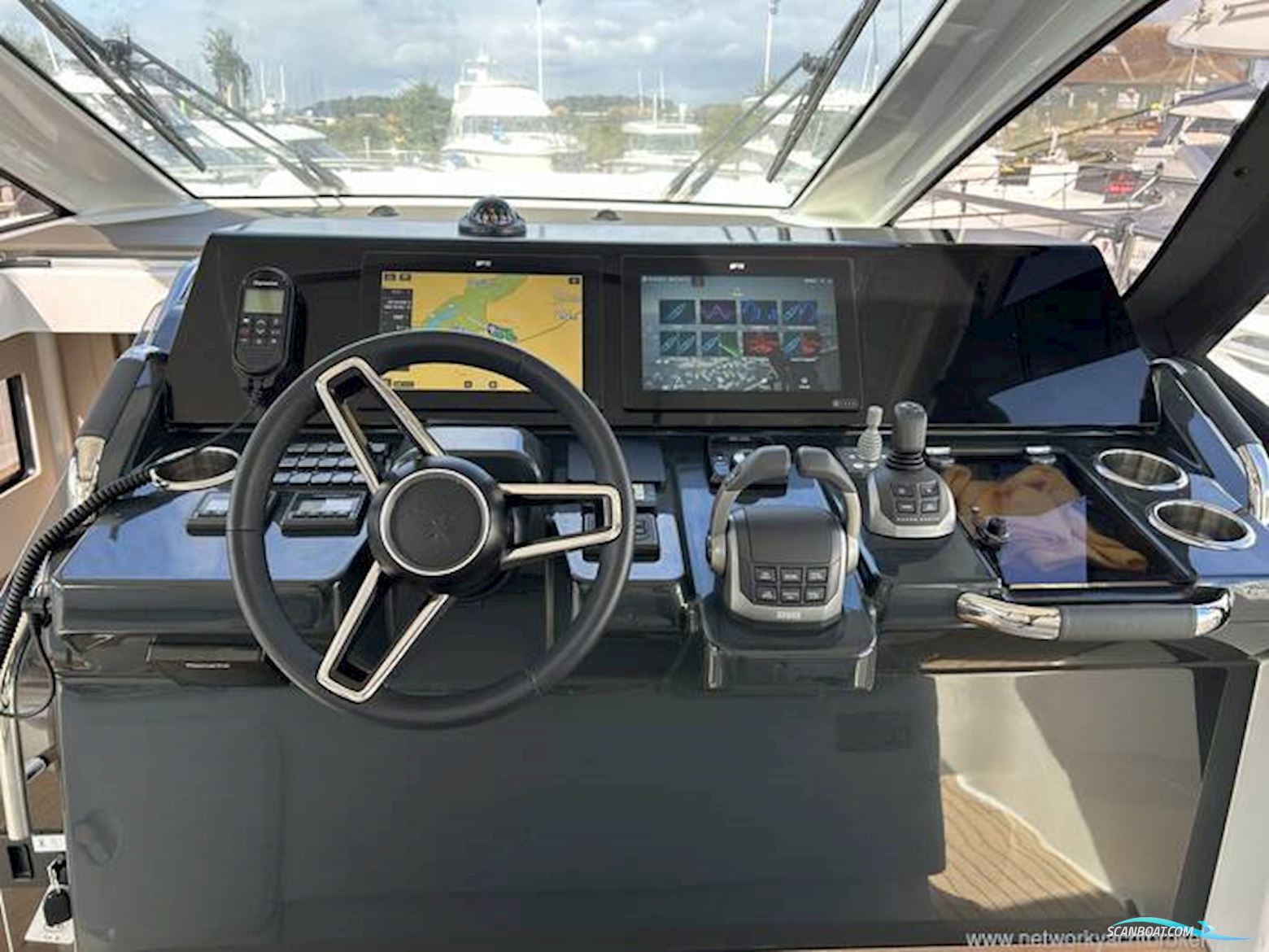 Jeanneau DB37